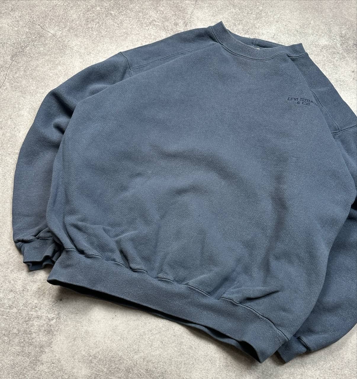 Levi's Vintage Levi’s Sweatshirt, Size M – Classic 90 Size US M / EU 48-50 / 2 - 4 Thumbnail