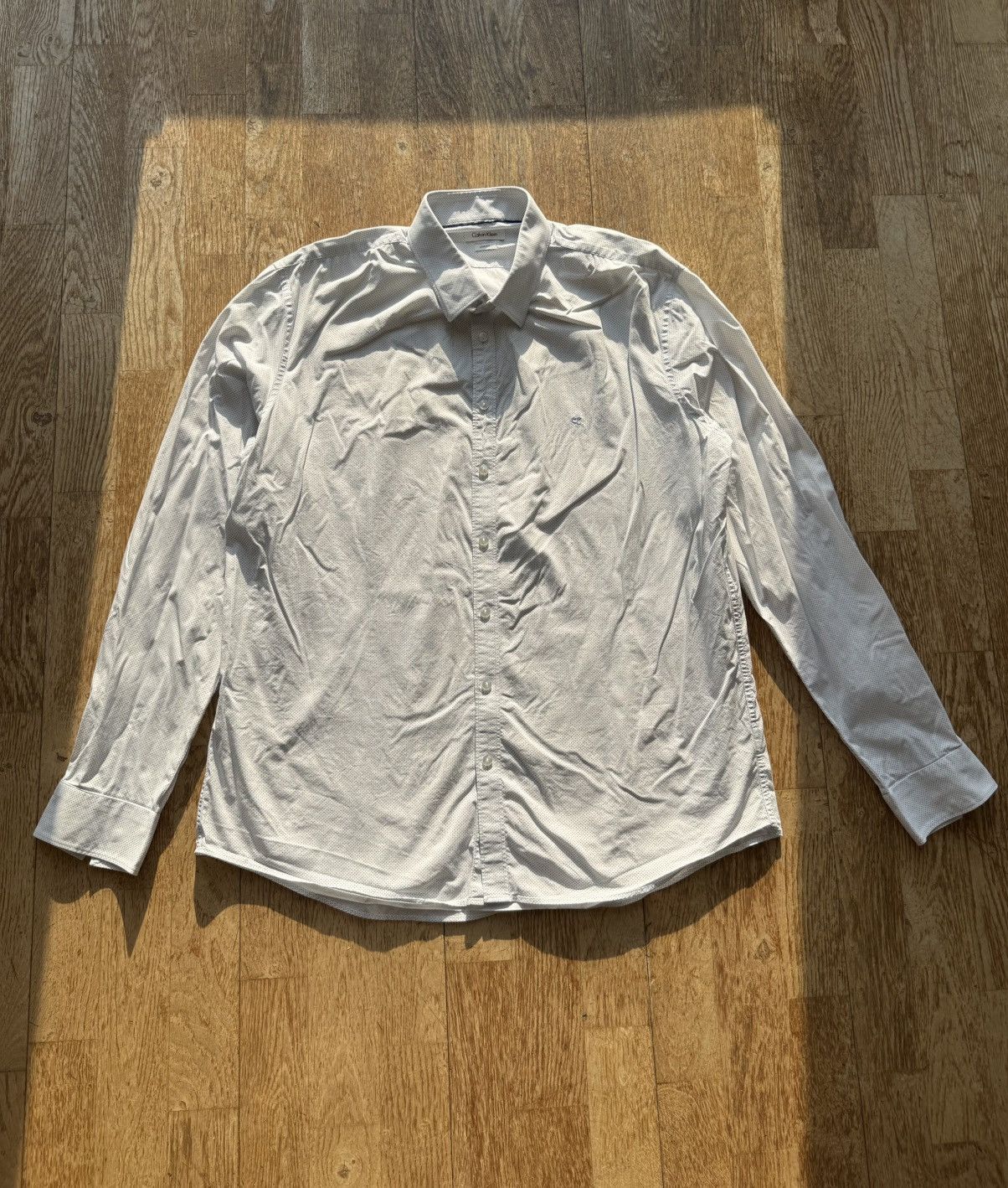 Calvin Klein CALVIN KLEIN SLIM FIT QUALITY BUTTON UP CASUAL SHIRT Size US M / EU 48-50 / 2 - 1 Thumbnail