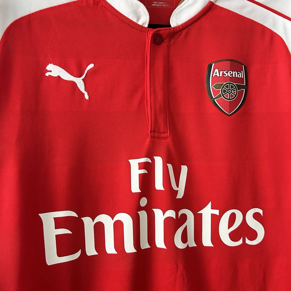 Puma Arsenal 2015 2016 jersey football soccer vintage Puma Size US M / EU 48-50 / 2 - 4 Thumbnail