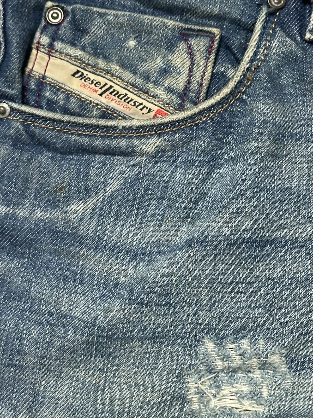 Diesel Diesel Vintage Distressed With Straight Loose and Faded Wash Size US 33 - 10 Thumbnail