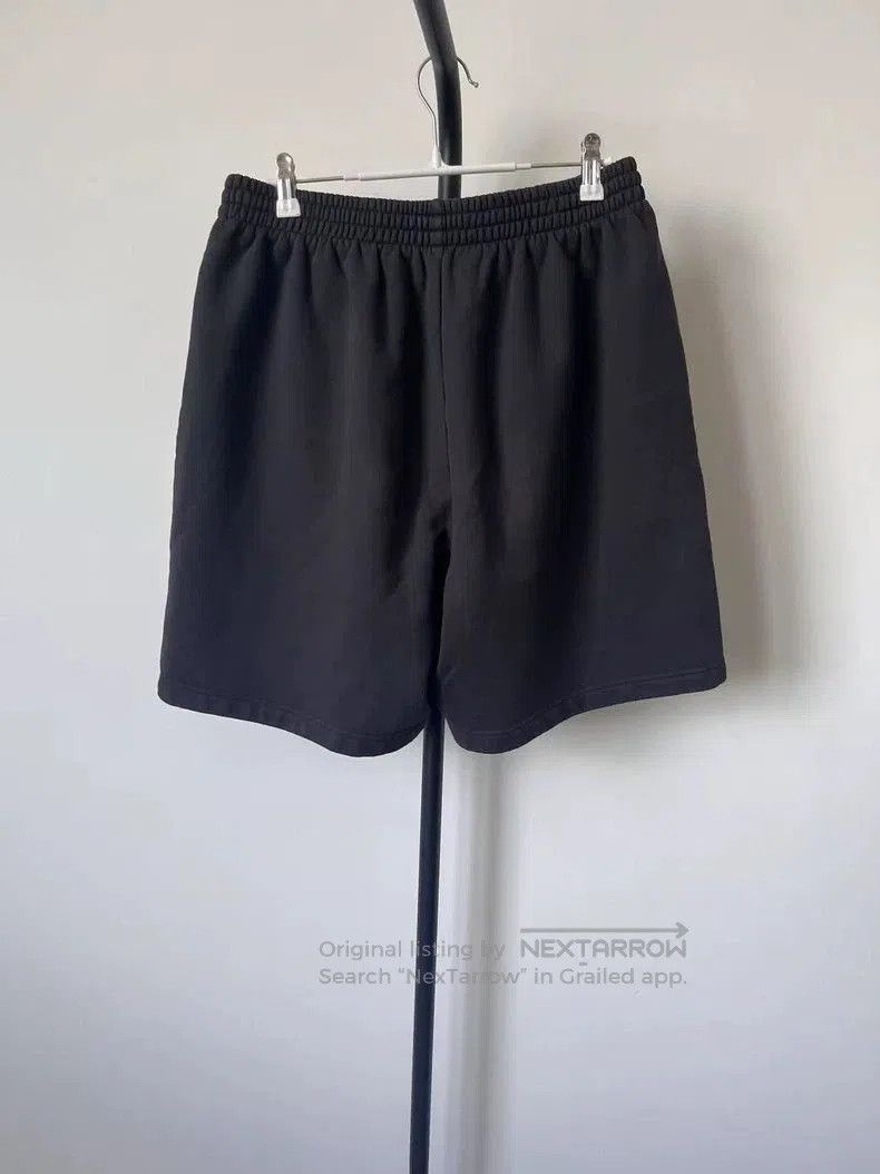 Balenciaga Balenciaga Basketball Solid Cotton Shorts. Size US 28 / EU 44 - 2 Thumbnail