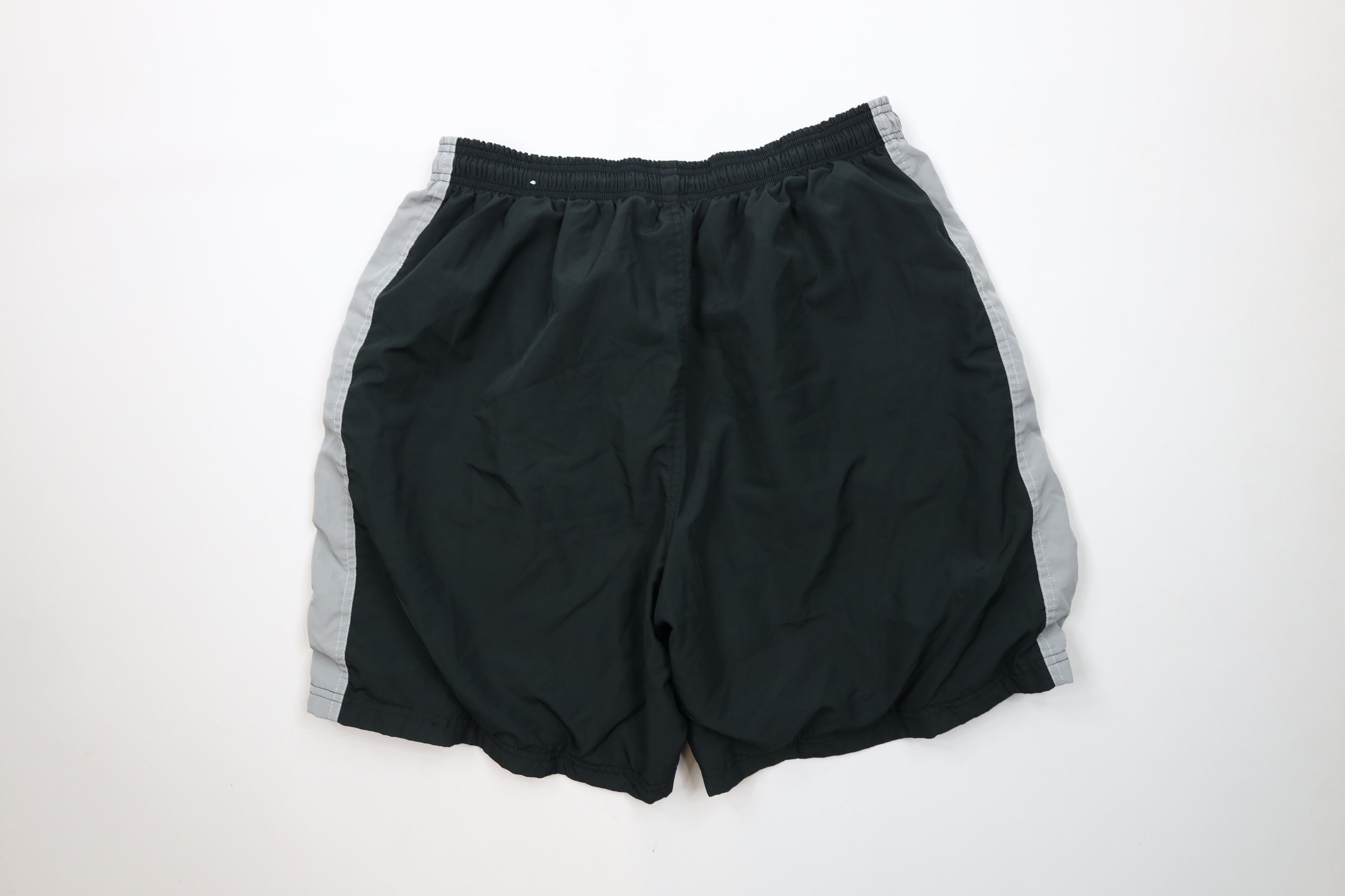 Reebok × Vintage Vintage 90s Reebok Block Lined Above Knee Shorts Black Size US 36 / EU 52 - 11 Thumbnail