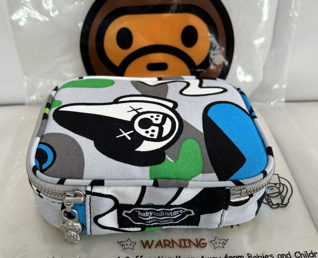 Bape × Kaws 2005 Bape x Kaws Baby Milo Animal Kingdom Zip Coin Pouch Size ONE SIZE - 6 Thumbnail