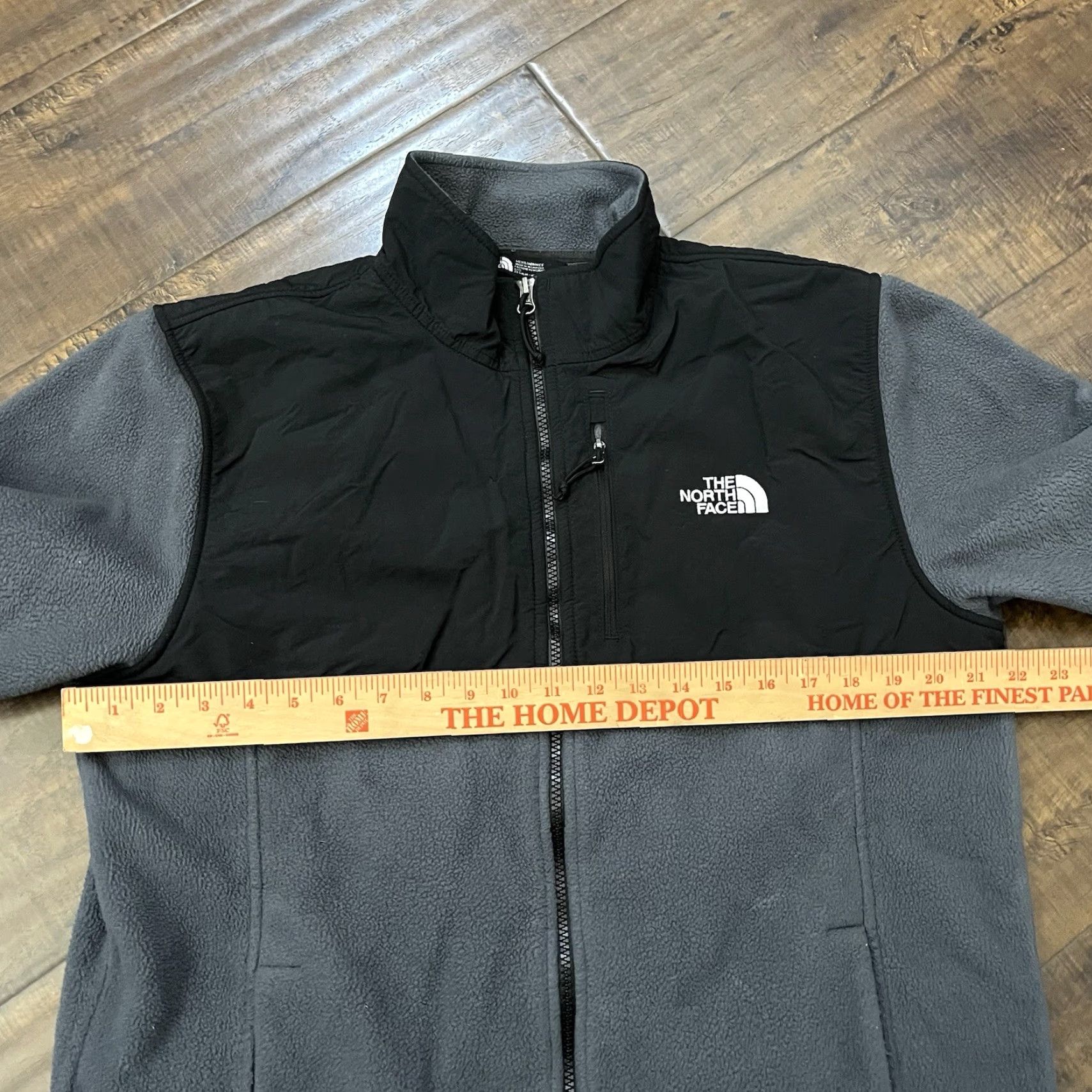 The North Face VINTAGE The North Face Denali Jacket Full Zip Fleece Men L Black/Gray TNF Size US L / EU 52-54 / 3 - 6 Thumbnail