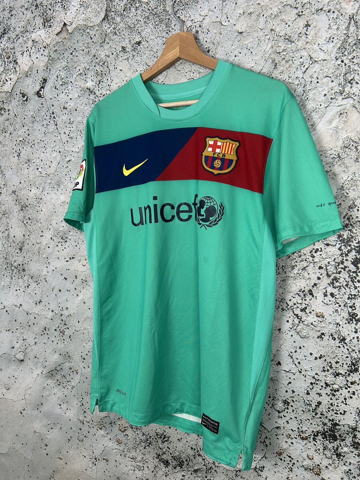 Nike Nike FC Barcelona Soccer Jersey Football Streetwear Sport Size US M / EU 48-50 / 2 - 2 Thumbnail