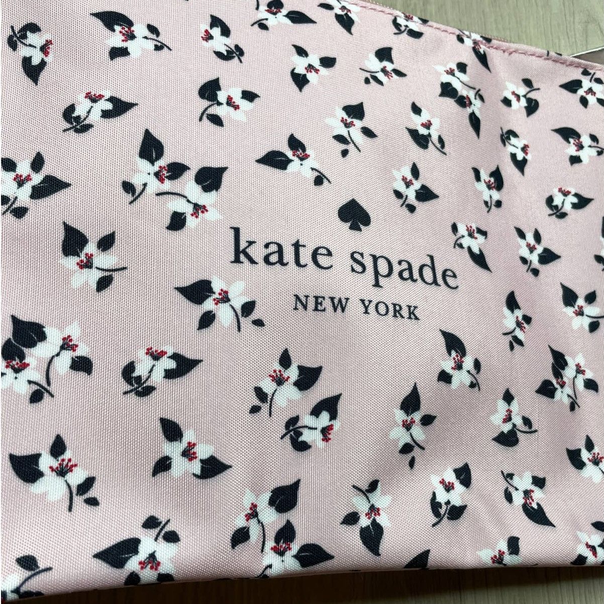 Kate Spade Kate Spade flowers Canvas pouch Size ONE SIZE - 3 Thumbnail