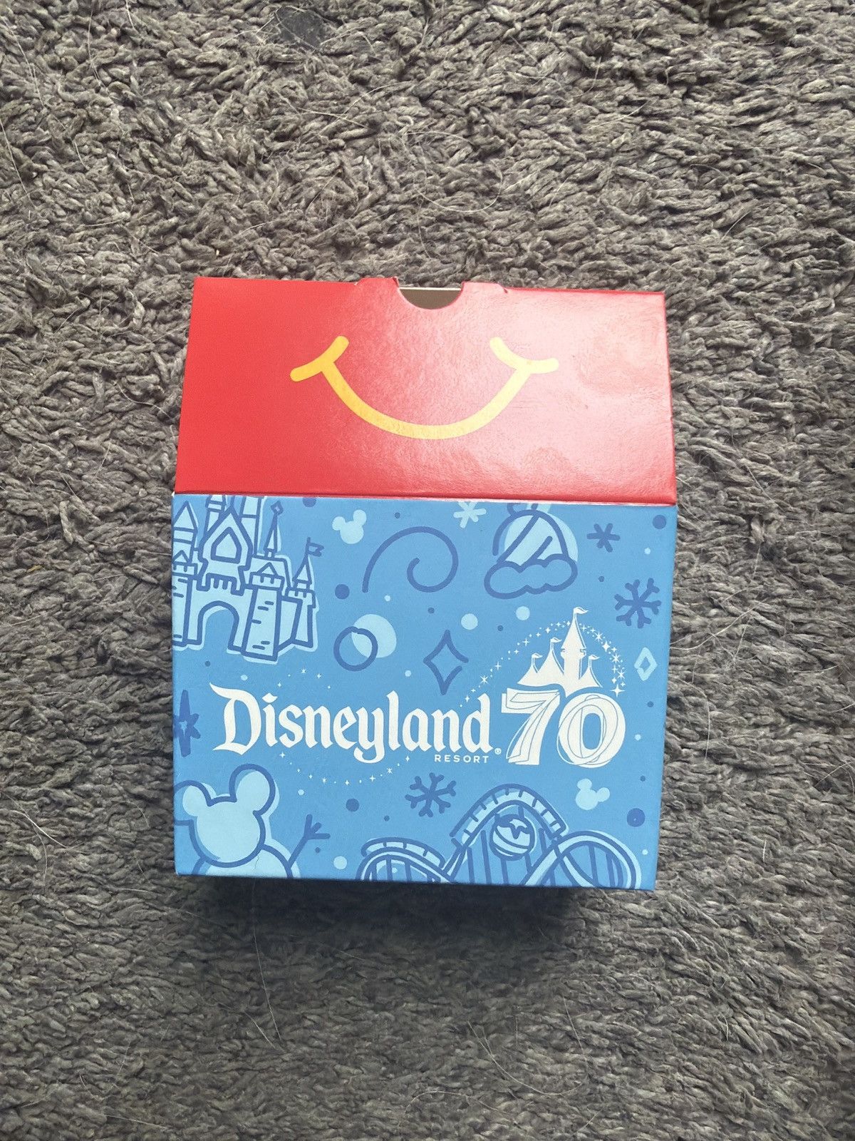 Disney 2025 McDonald’s Disneyland Resort Figures Size ONE SIZE - 6 Thumbnail