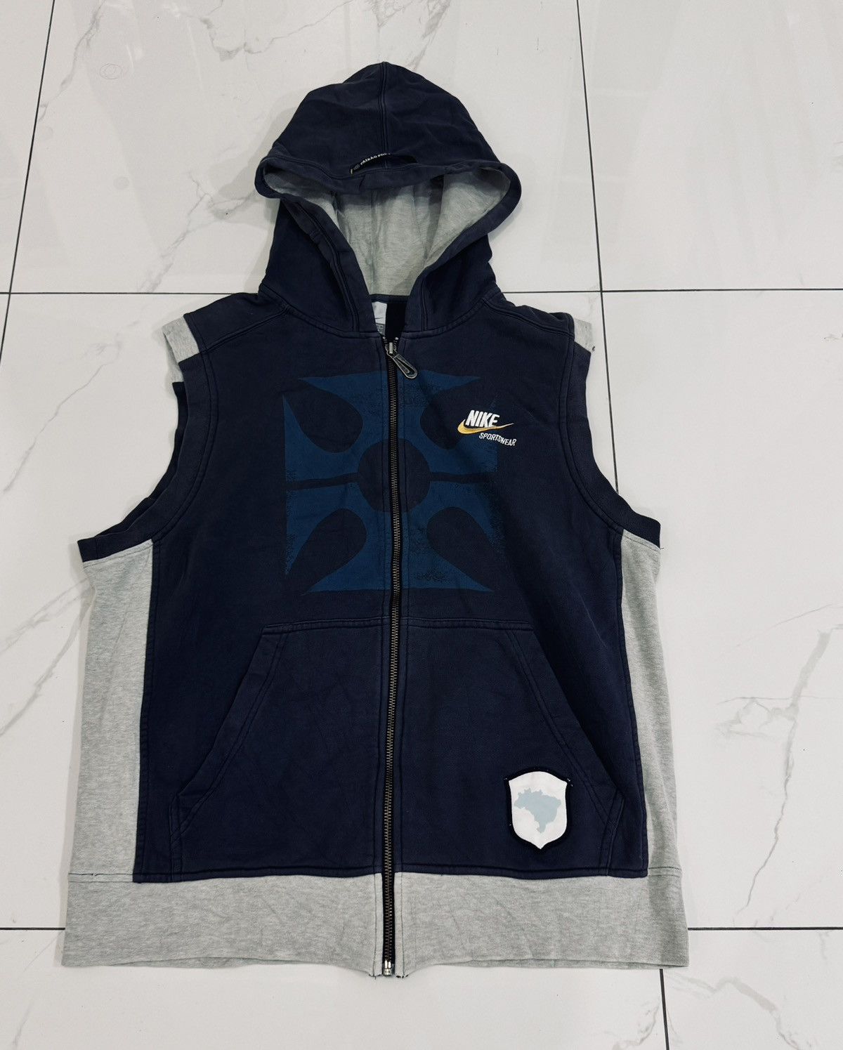 Nike Nike Hoodie Sleeveless Size US L / EU 52-54 / 3 - 1 Thumbnail
