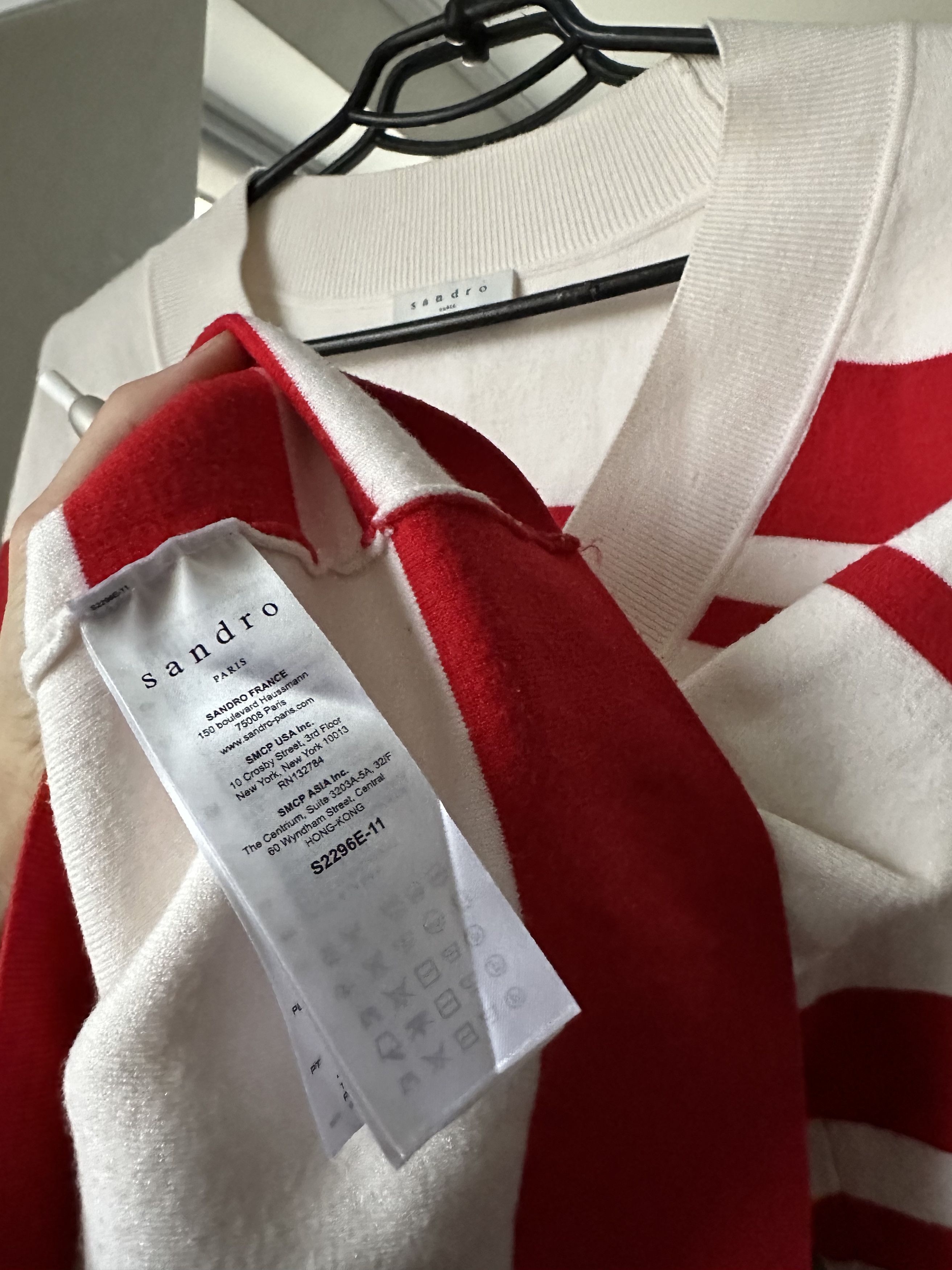Sandro Sandro Paris Wool V Neck Sweater Size S / US 4 / IT 40 - 4 Thumbnail