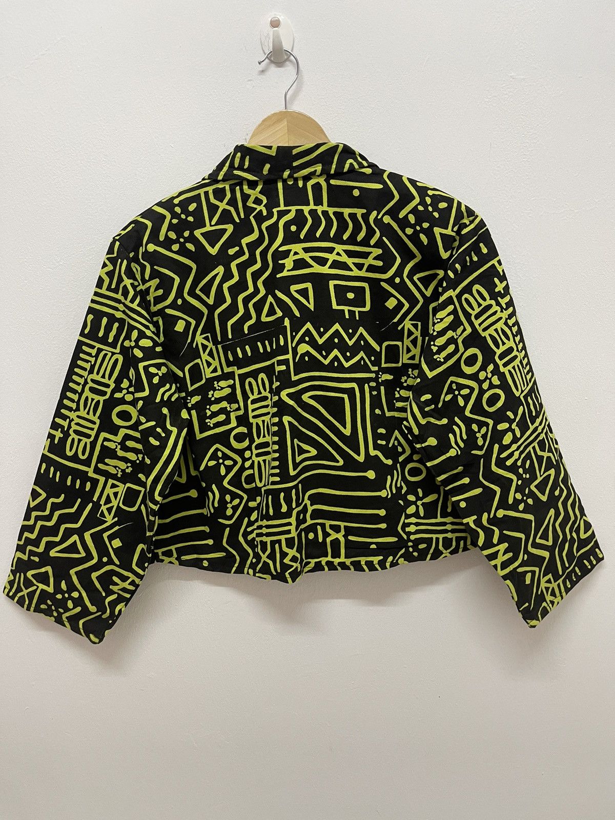 Japanese Brand VINTAGE PANTHER JAPAN ARTS MOTIFS CROP JACKET Size US M / EU 48-50 / 2 - 3 Thumbnail