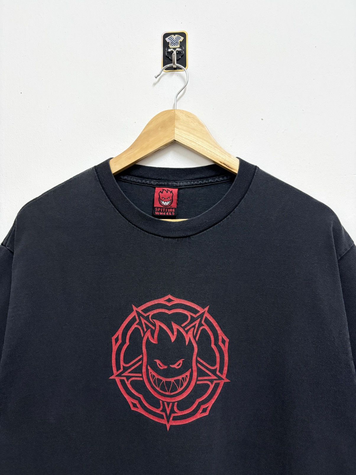 Spitfire 2000’s Spitfire Ripoff Goat Thrasher Skateboard T-Shirt Size US M / EU 48-50 / 2 - 3 Thumbnail