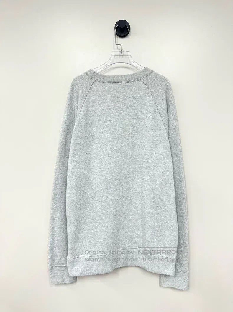 Louis Vuitton Louis Vuitton Grey inverted logo long sleeve sweatshirt Size US XXL / EU 58 / 5 - 2 Thumbnail