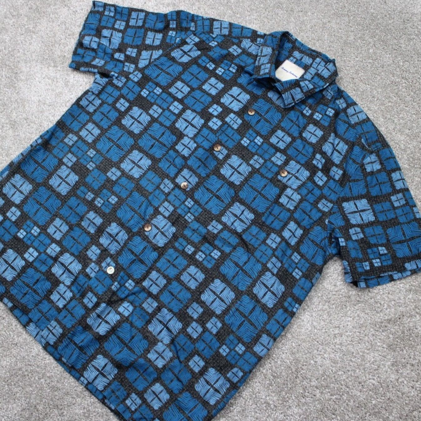 Tommy Bahama Tommy Bahama Hawaiian Shirt Mens XL Blue Geometric Silk Button-Up S/S Shirt Casual Beach Resort Clothing Size US XL / EU 56 / 4 - 3 Thumbnail