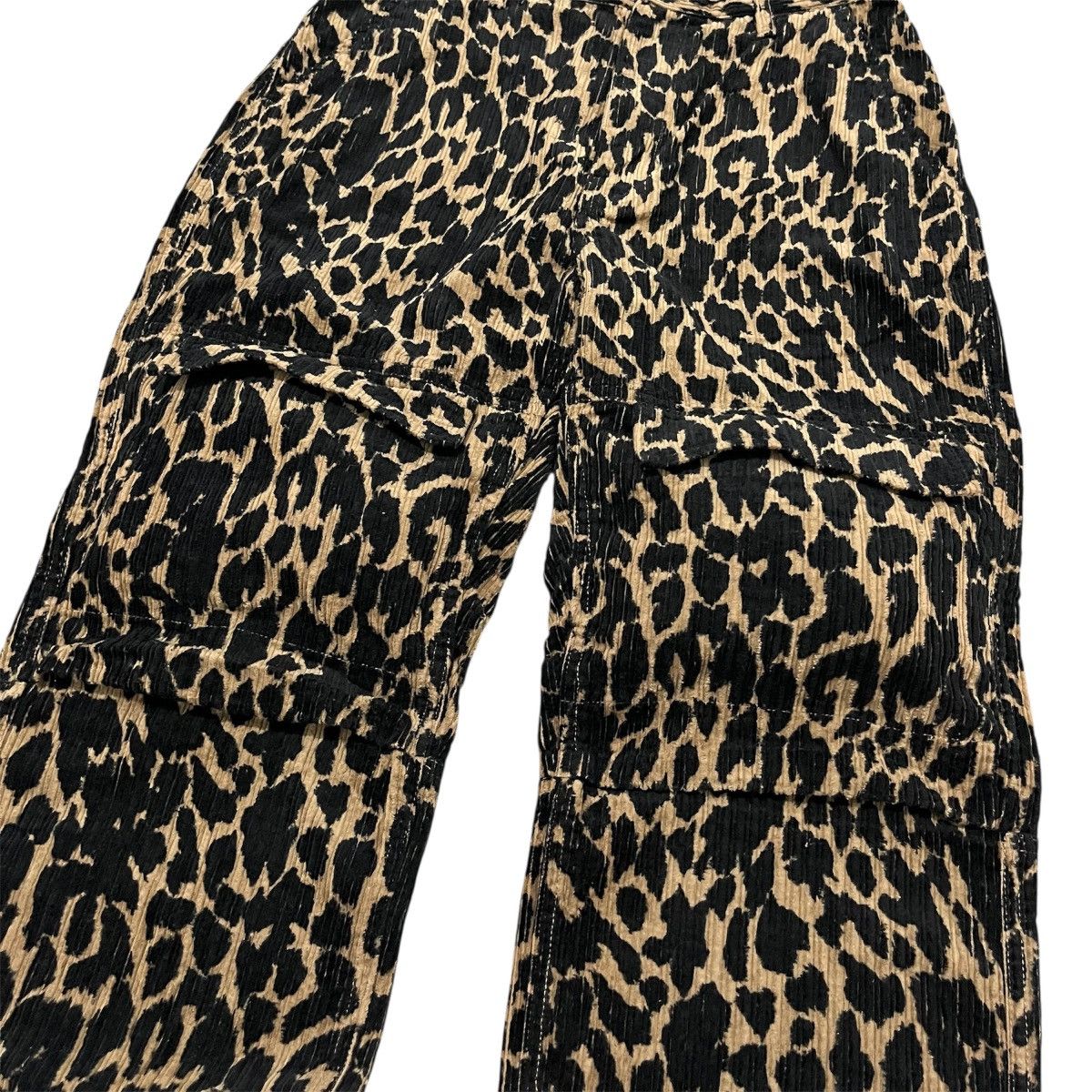 Japanese Brand X-GIRL Cargo Pocket Leopard Corduroy Pant Size US 26 / EU 42 - 4 Thumbnail