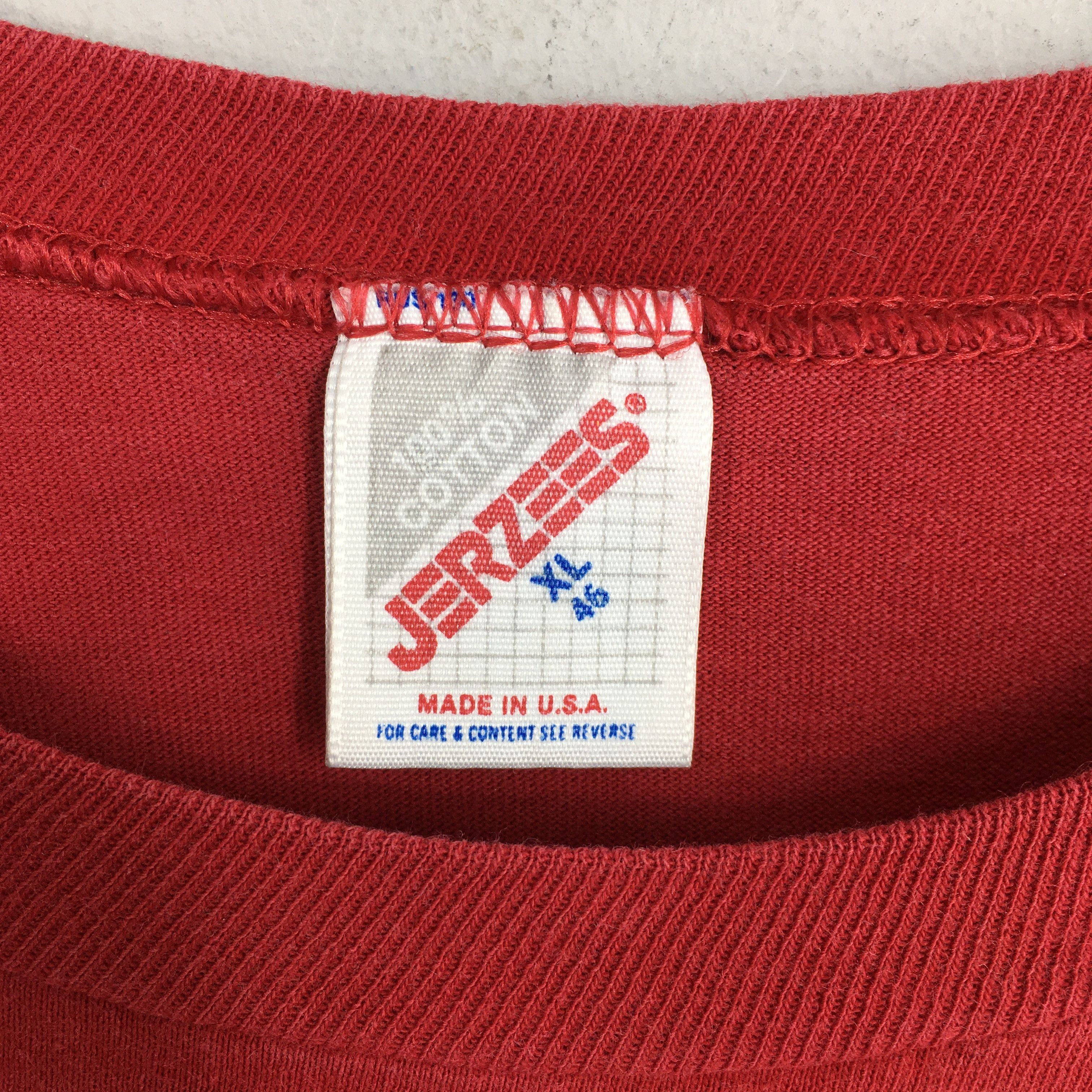 NBA Vintage 1993 Chicago Bulls Nba World Champions Red T shirt Size US XL / EU 56 / 4 - 4 Thumbnail