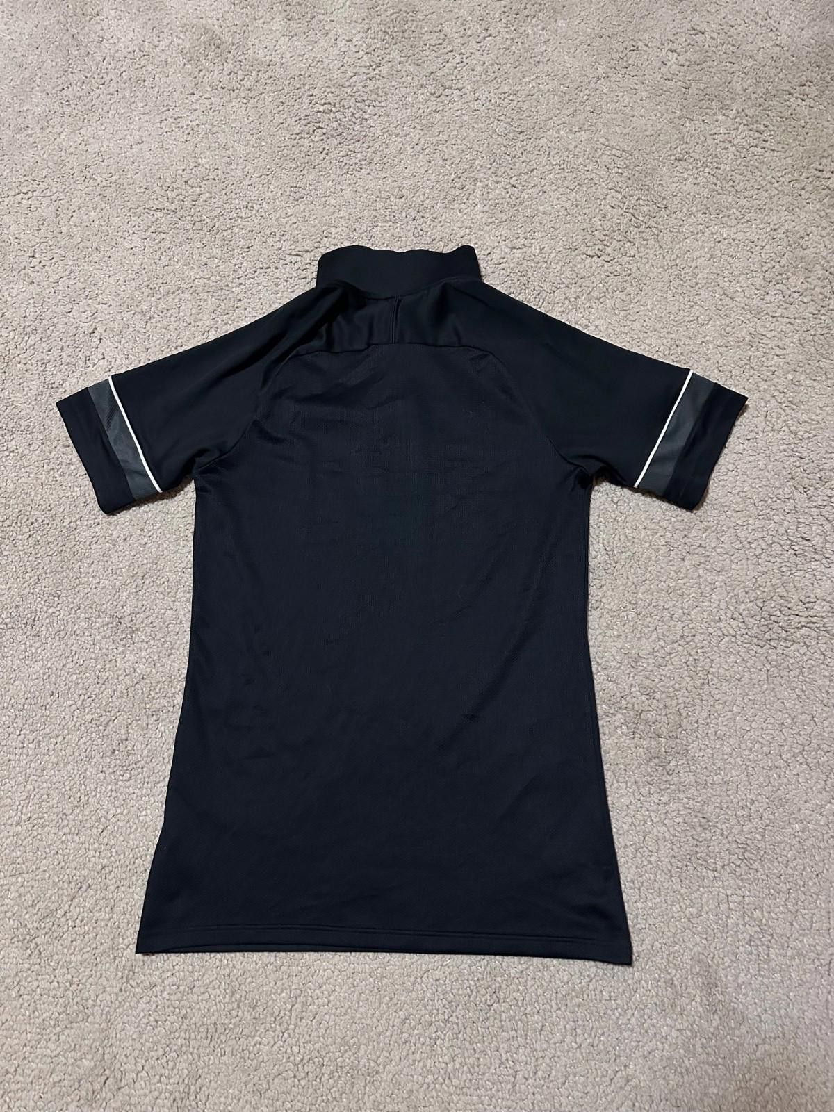 Nike Young Boys Mens Training Polo Jersey 2021/22 Nike T-Shirt Size US L / EU 52-54 / 3 - 6 Thumbnail