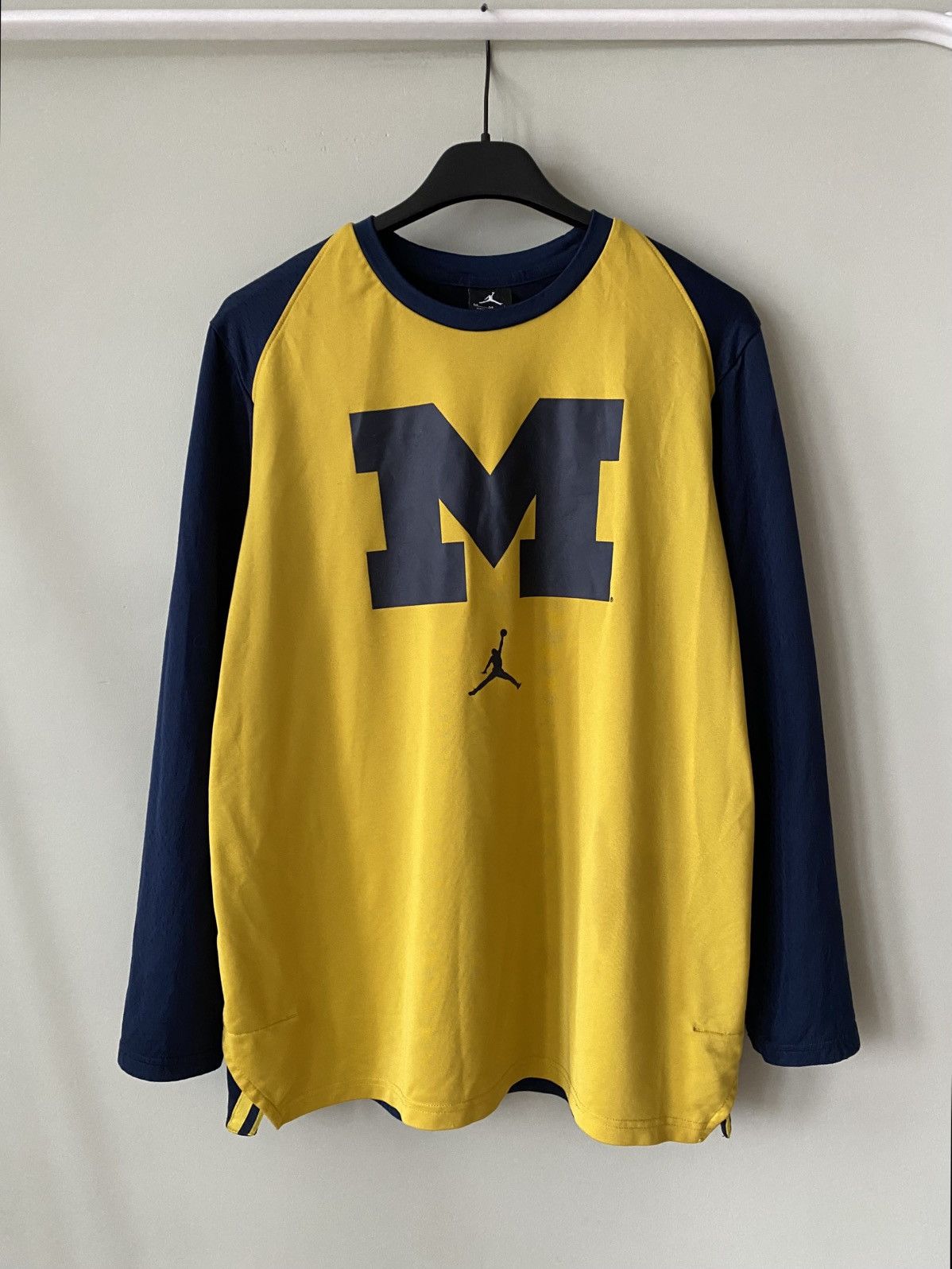 Jordan Brand Jordan Michigan long sleeve T-shirt Size US M / EU 48-50 / 2 - 1 Thumbnail