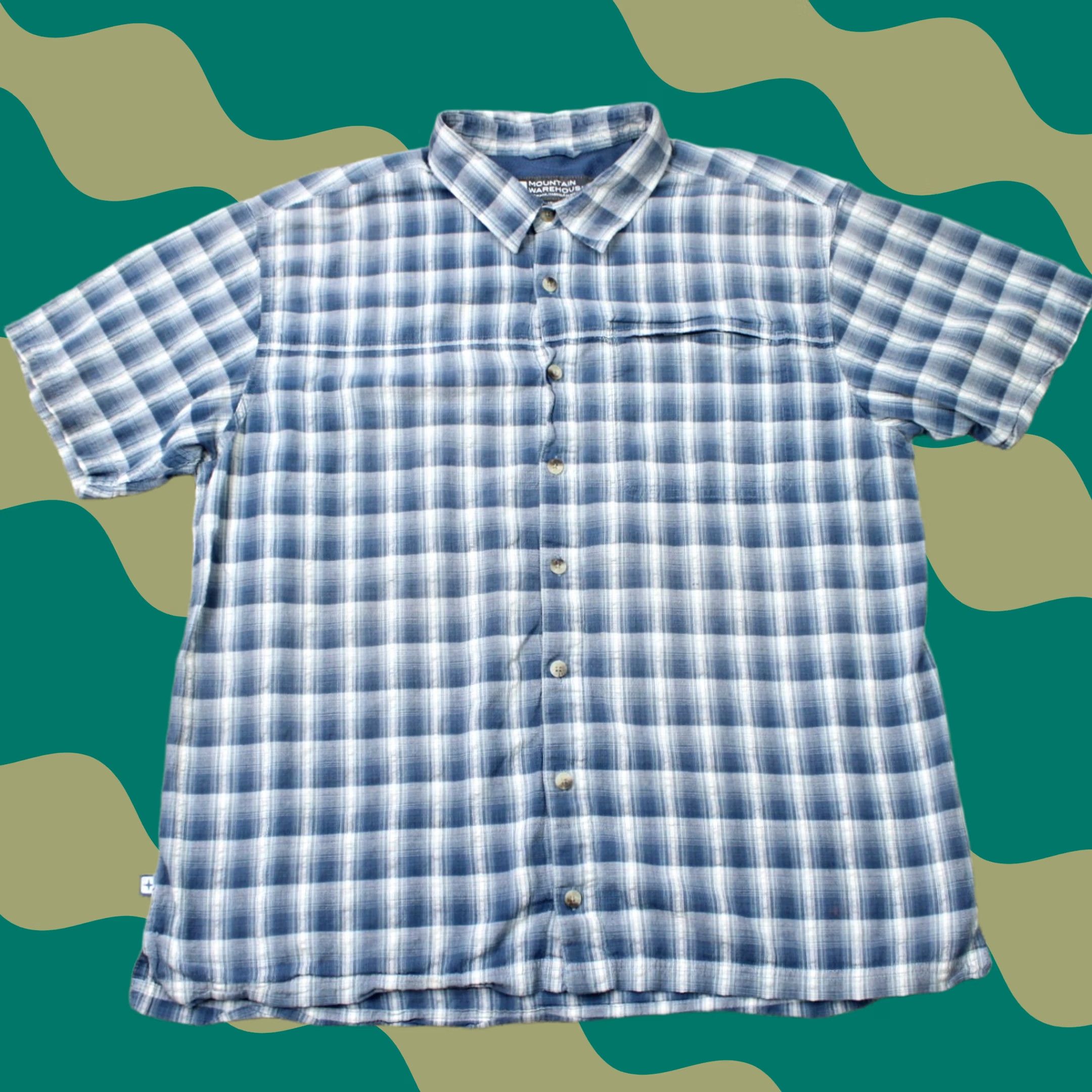 Vintage Mountain Warehouse Shirt Men 2XL Blue Plaid Short Sleeve Cotton Button-Up Shirt Mens Regular Fit Adult 2XL Blue 90s Theme Size US XXL / EU 58 / 5 - 1 Thumbnail