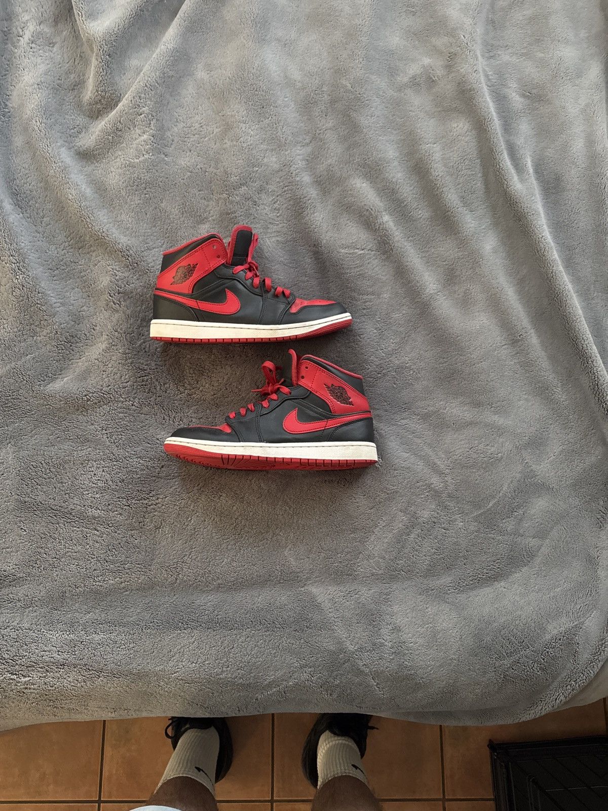 Jordan Brand Black and Red Jordan 1’s Size US 8.5 / EU 41-42 - 5 Thumbnail