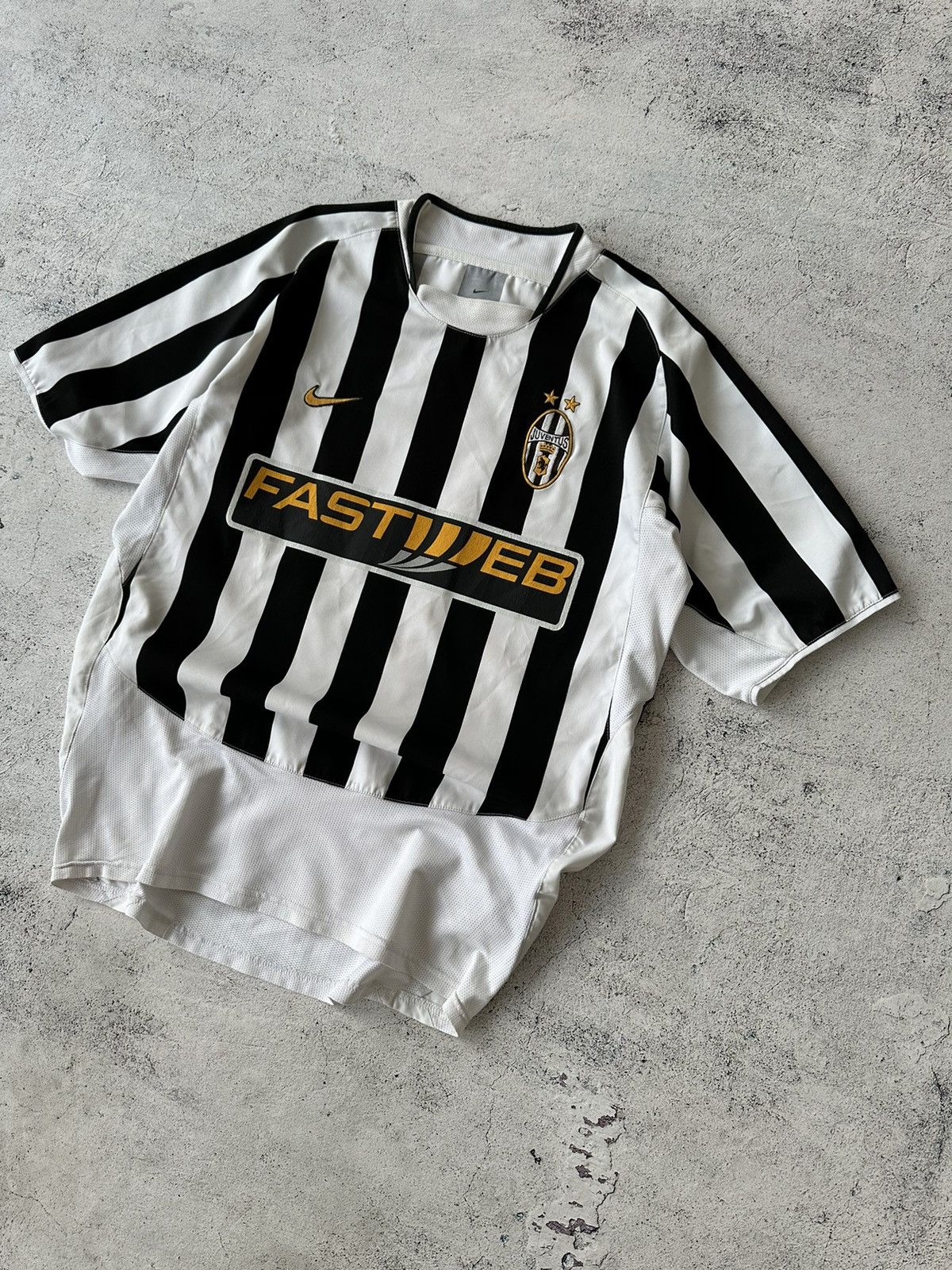 Nike × Vintage Vintage Nike Juventus Jersey 2003/2004 Size US M / EU 48-50 / 2 - 2 Thumbnail