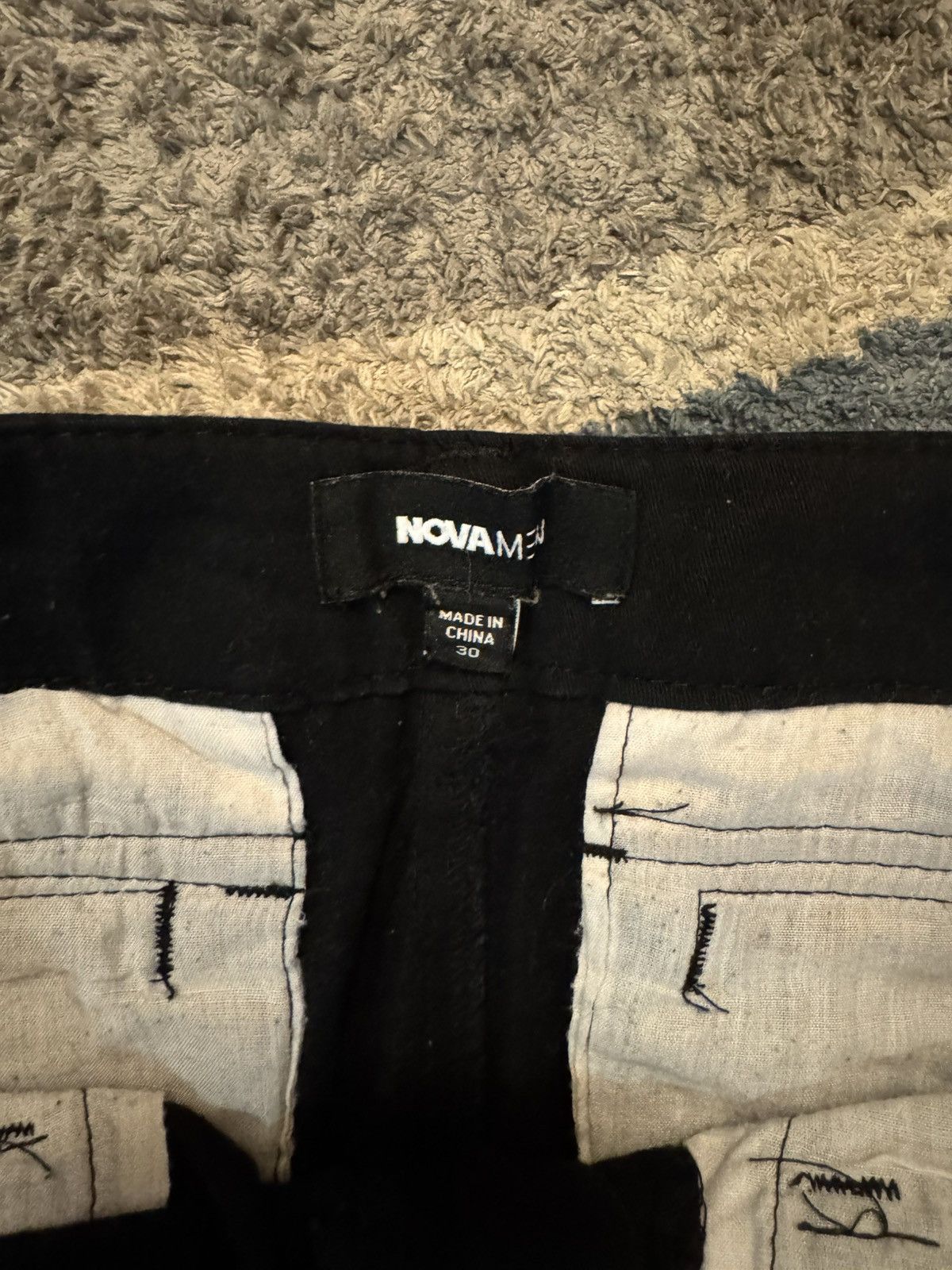 Fashion Nova Black straight leg cargo pants Size US 30 / EU 46 - 3 Thumbnail