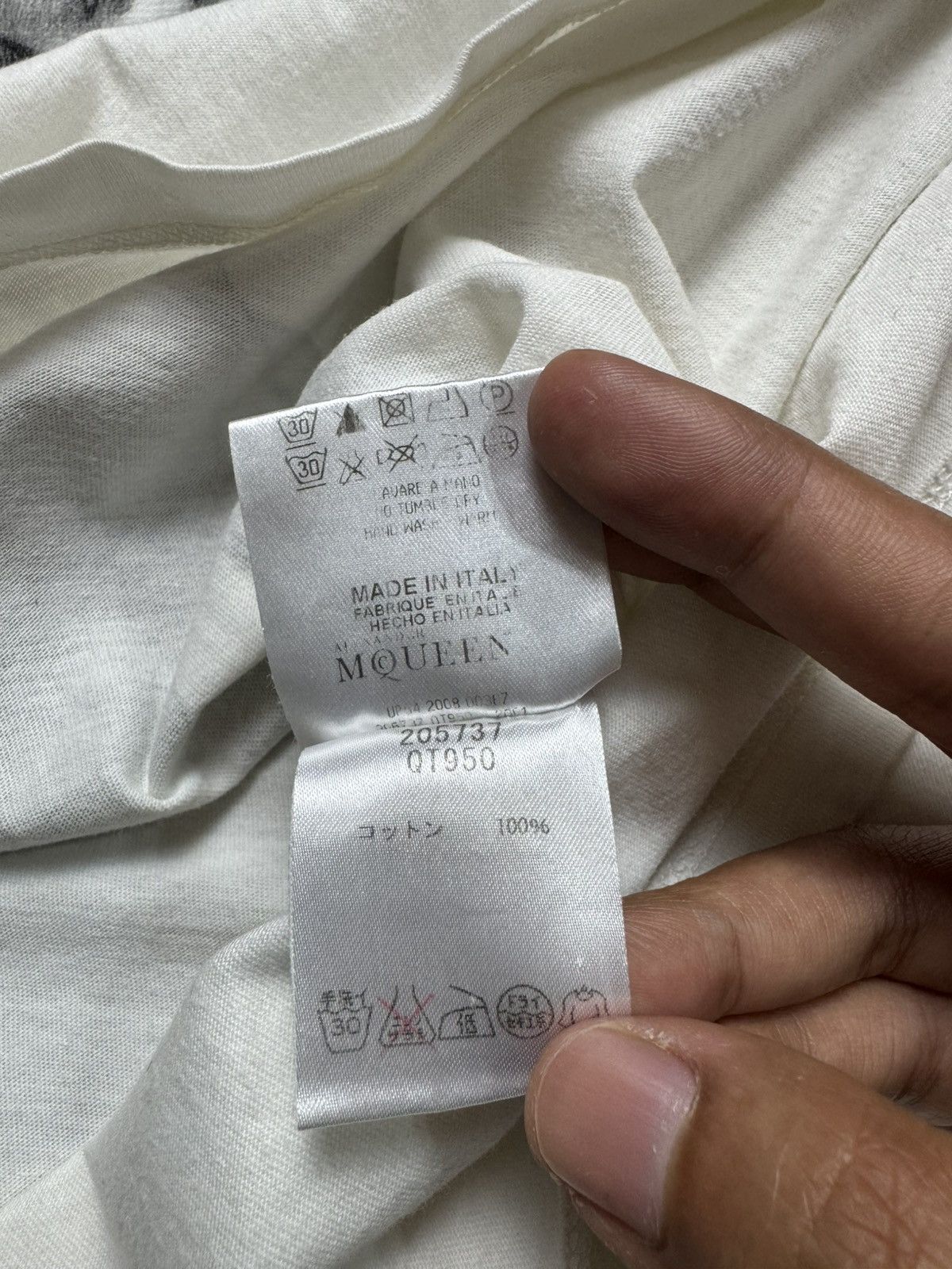 Alexander McQueen Vintage Alexander McQueen Nude Woman Skull Tee Size S / US 4 / IT 40 - 4 Thumbnail
