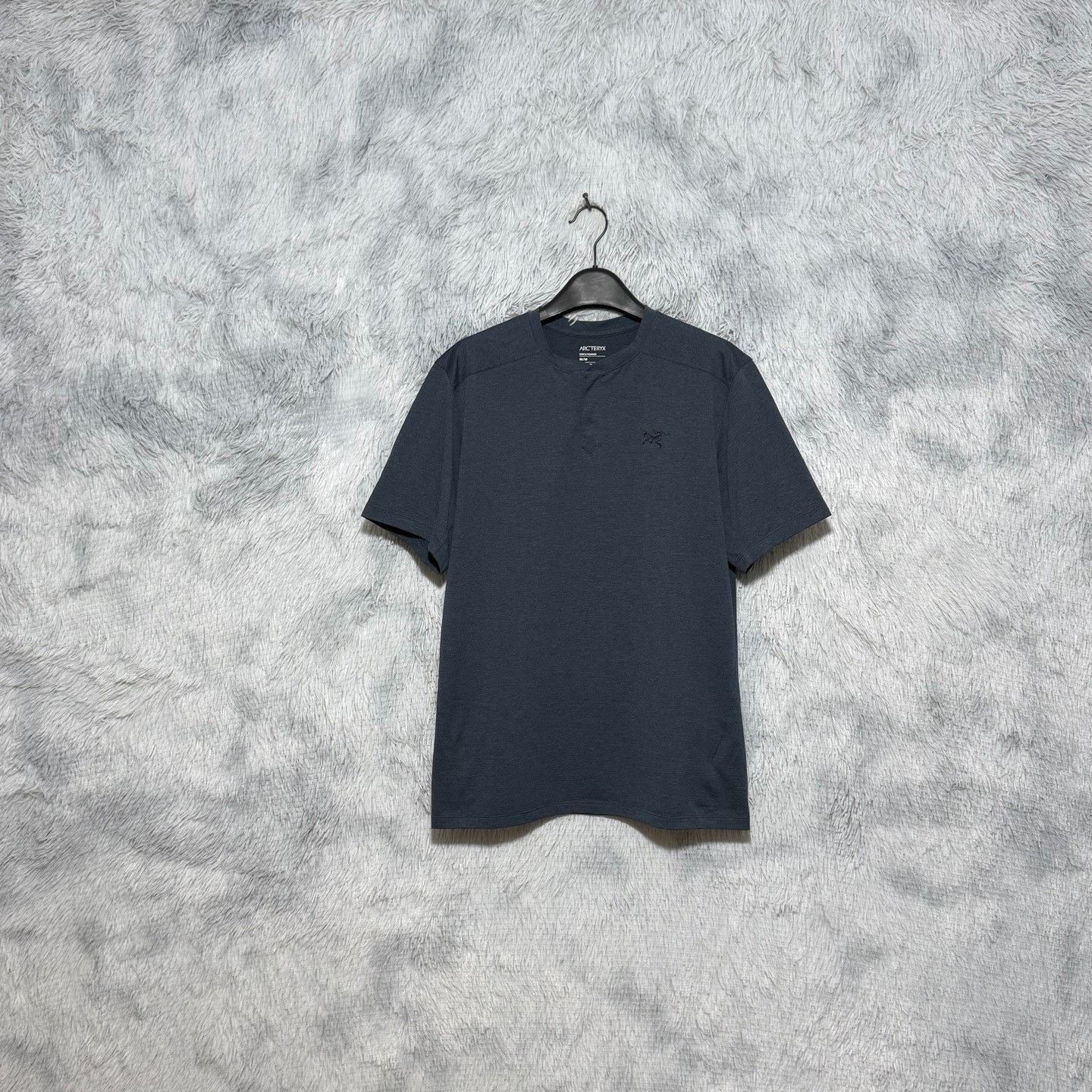 Arc'teryx Arcteryx Kadem Henley Quick-Dry T-Shirt Size US M / EU 48-50 / 2 - 1 Thumbnail