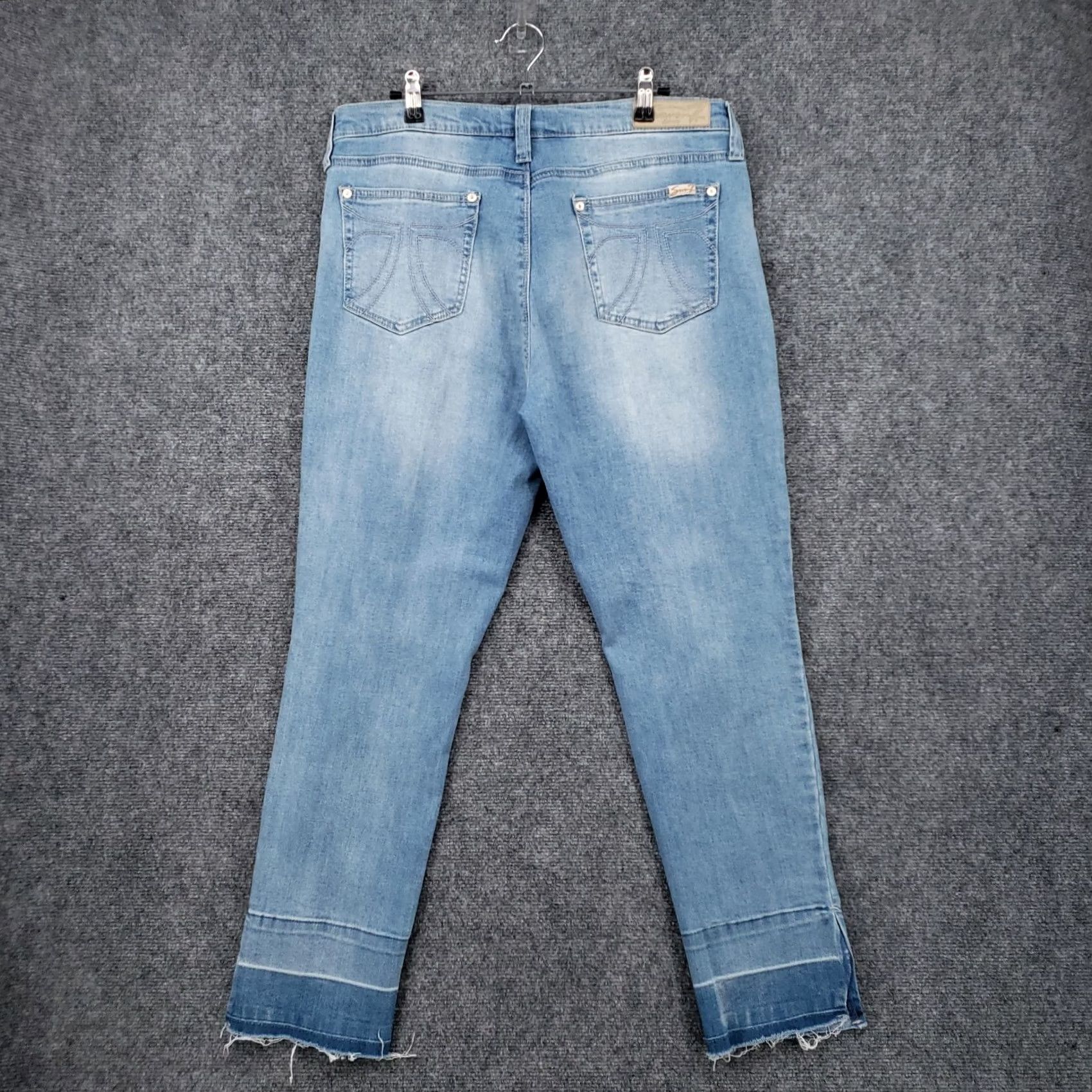 Vintage Seven7 Jeans Women 12 Blue Skinny Easy Fit Mid Rise Medium Wash Denim Distressed Size 34" / US 12 / IT 48 - 2 Thumbnail
