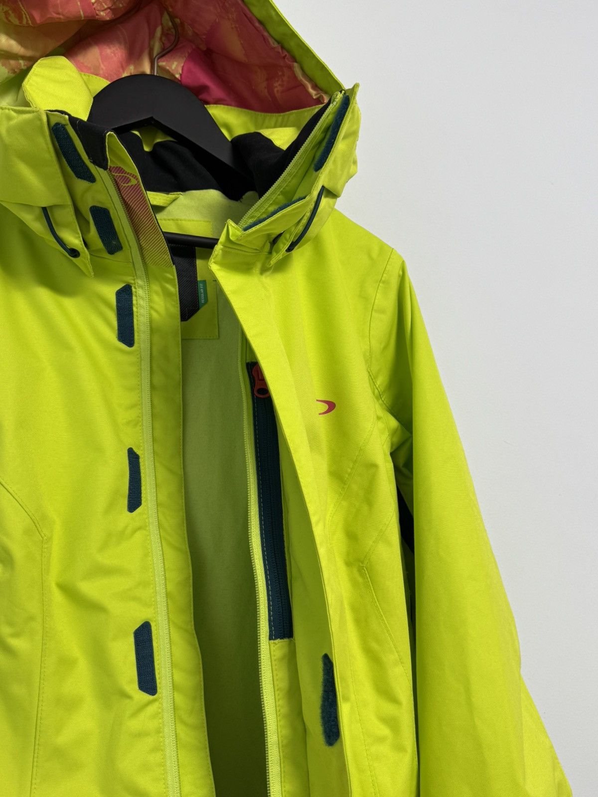 Oakley Oakley Vintage Y2K style Outdoor Jacket Women’s Size M / US 6-8 / IT 42-44 - 11 Thumbnail