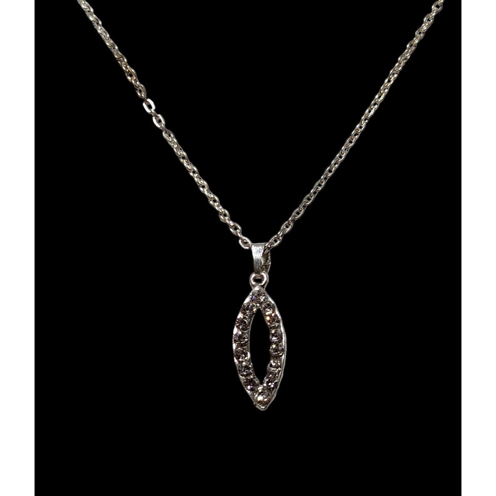 Other Simple Elegant Rhinestone Horse Eye Pendant Necklace Size ONE SIZE - 2 Thumbnail