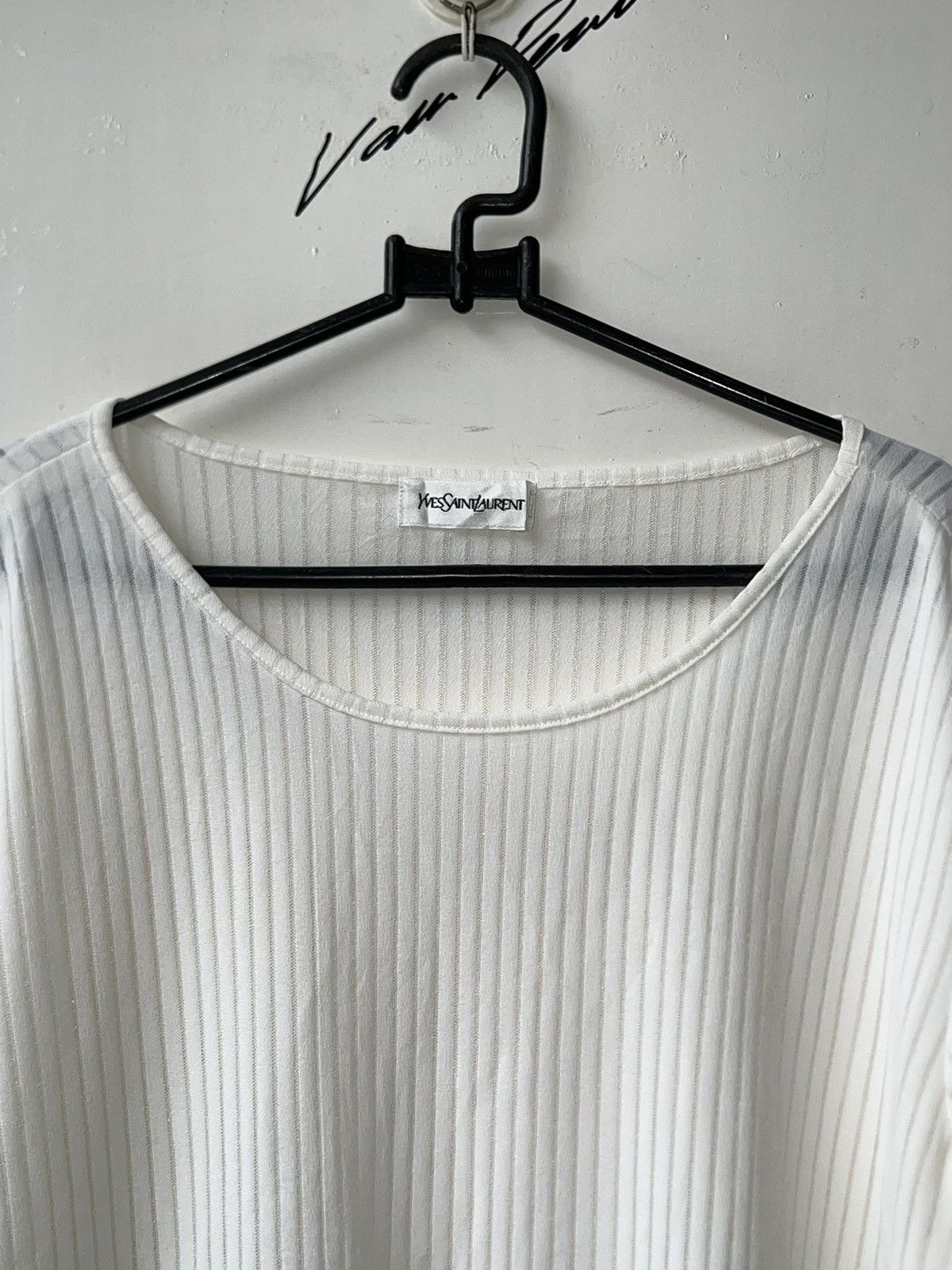 Yves Saint Laurent YSL Yves Saint Lauren White Pleats T-shirt Size US S / EU 44-46 / 1 - 13 Thumbnail