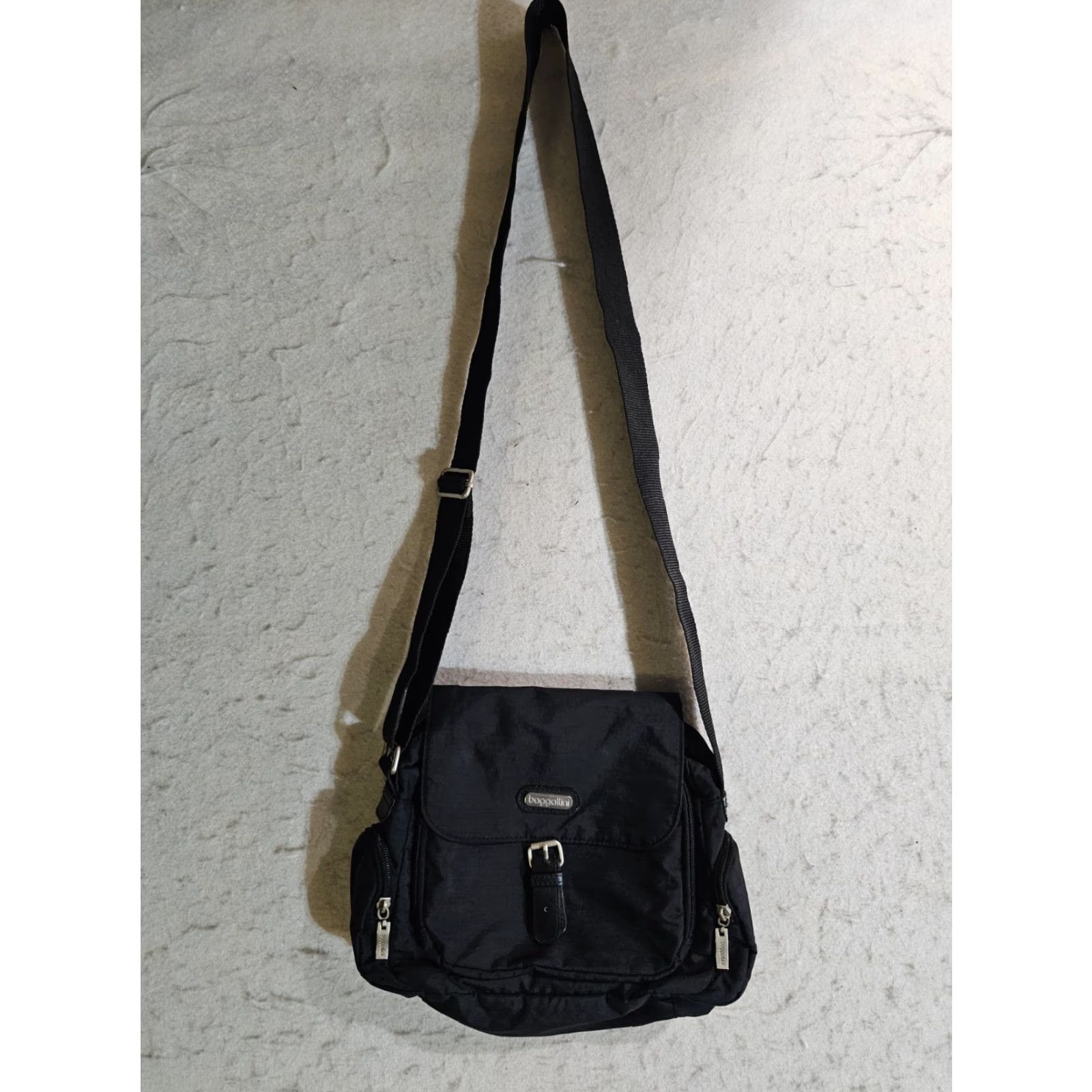 Vintage Baggallini Crossbody Handbag Nylon Multi Pocket Magnetic Flap Belt Buckle Black Medium Size ONE SIZE - 2 Thumbnail