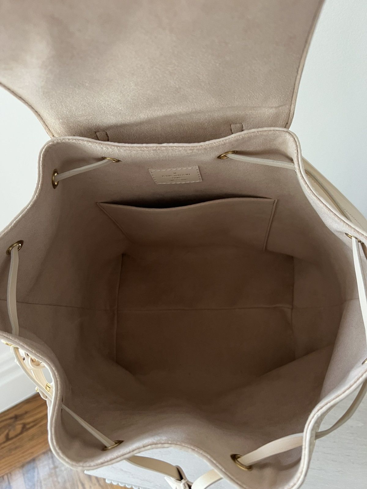 Louis Vuitton Louis Vuitton Montsouri PM Monogram Backpack Size ONE SIZE - 7 Thumbnail