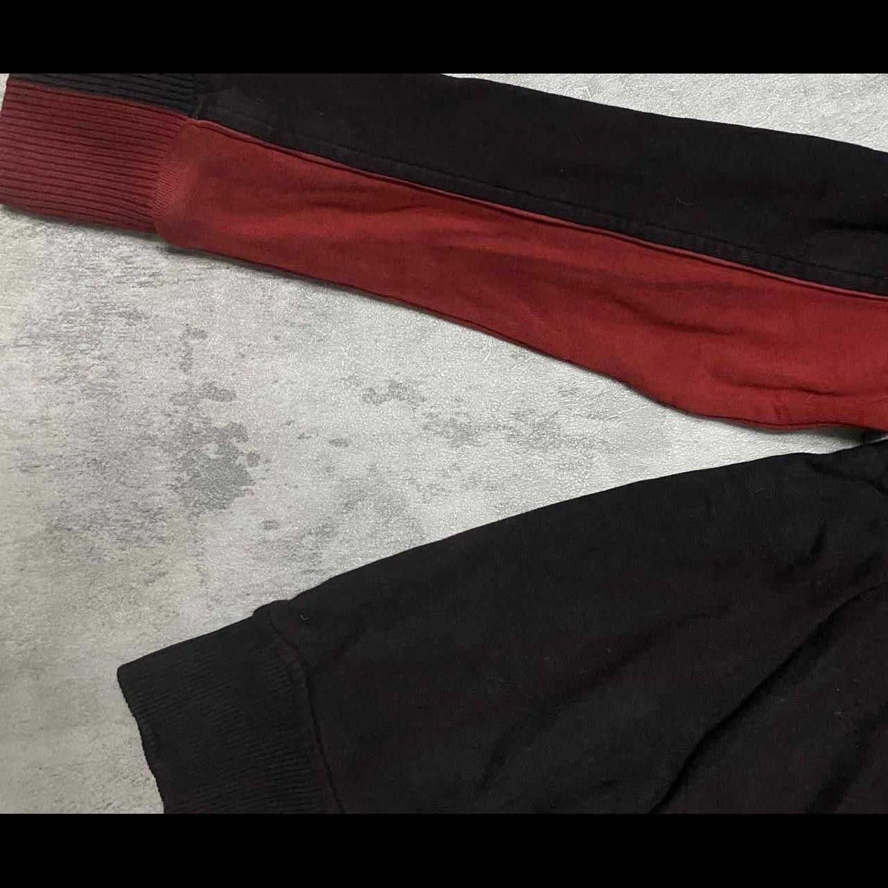Fila Fila black and red crewneck sweatshirt #streetwear #retro Size US S / EU 44-46 / 1 - 5 Thumbnail