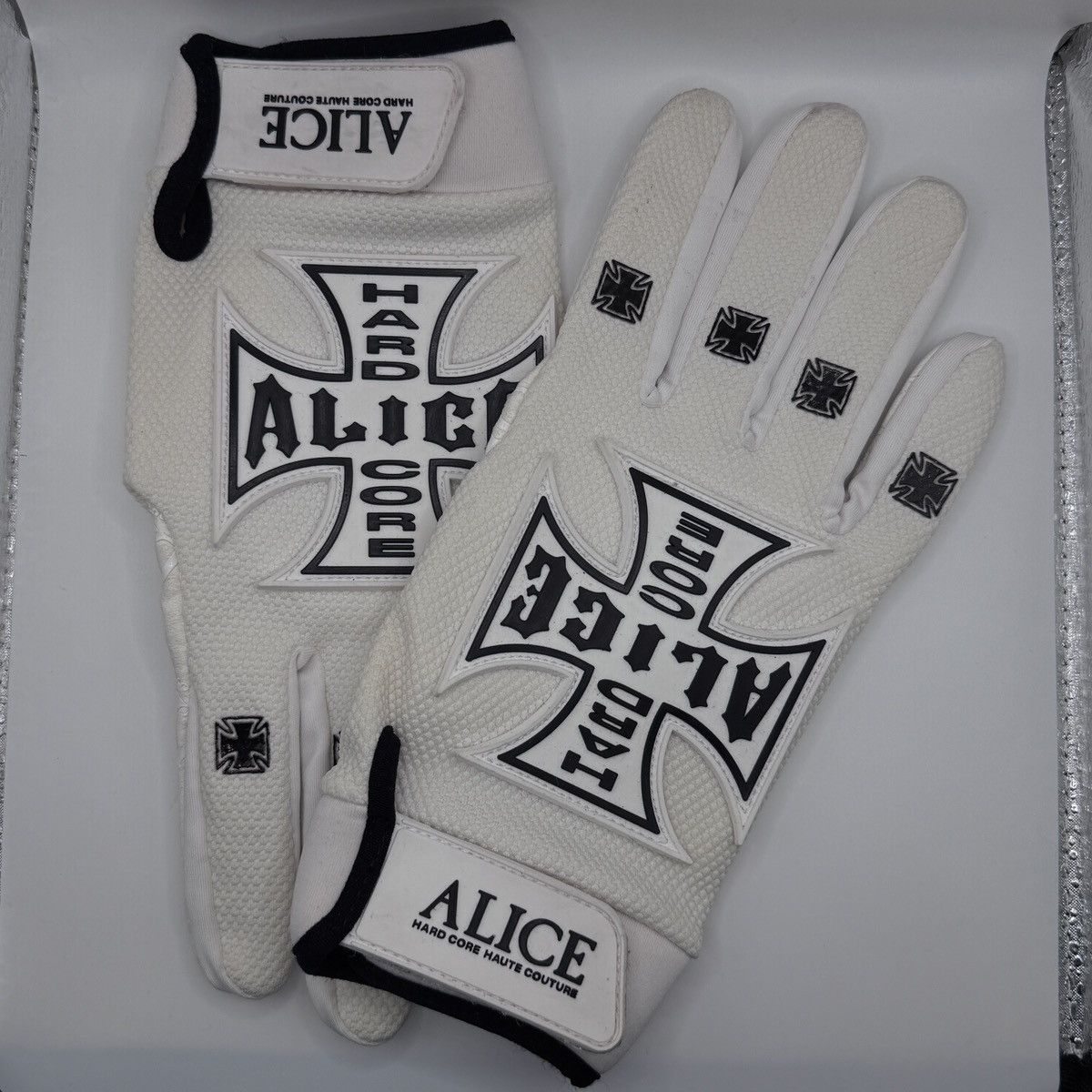 Alice Hollywood Alice hollywood moto couture gloves | Grailed