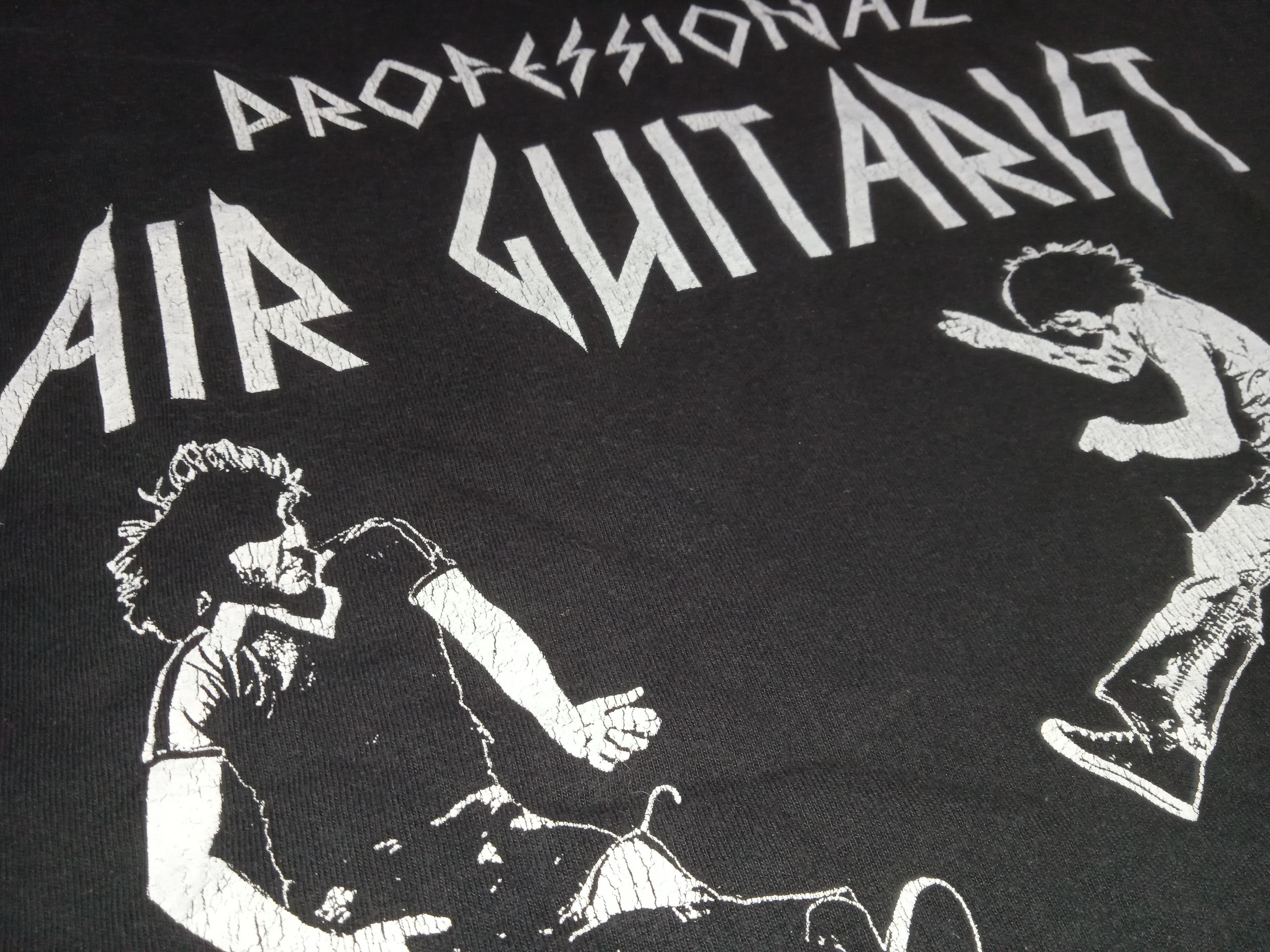 Other Vintage 00s Professional Air Guitarist T Shirt Size US XL / EU 56 / 4 - 3 Thumbnail