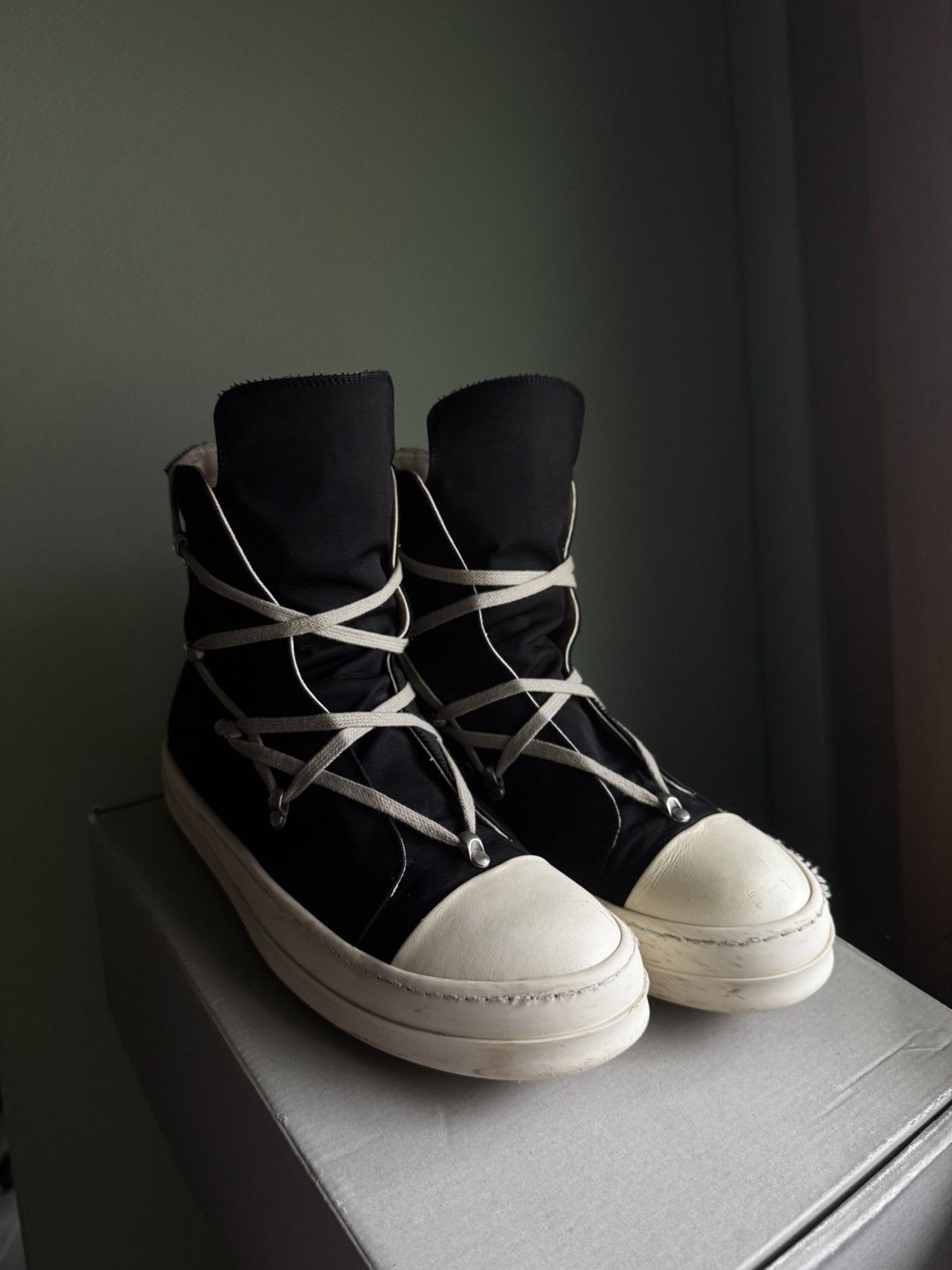 Rick Owens *SOLD* Rick Owens Hexa ramones Size US 9 / EU 42 - 1 Thumbnail