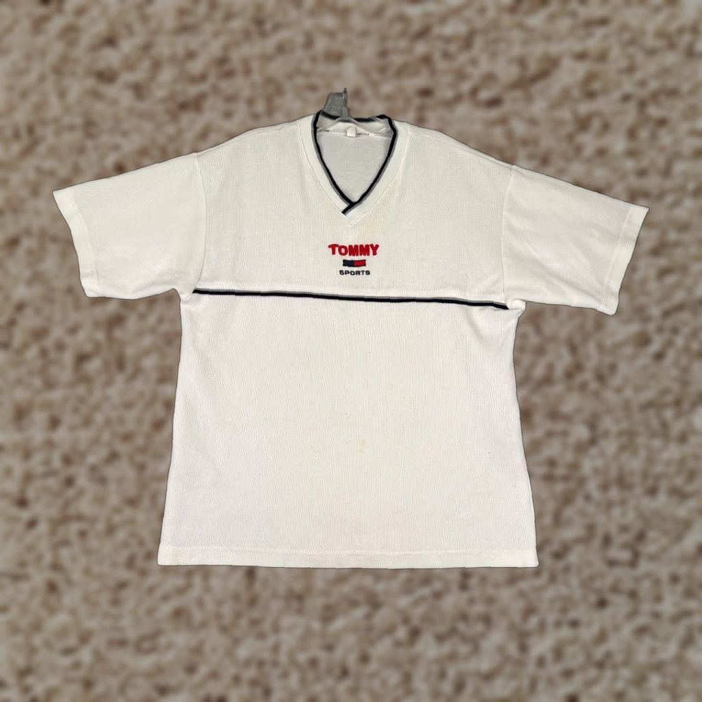 Tommy Hilfiger Tommy Hilfiger Sports Shirt Men Medium White V-Neck Cotton Ribbed Made USA Read Size US M / EU 48-50 / 2 - 1 Thumbnail
