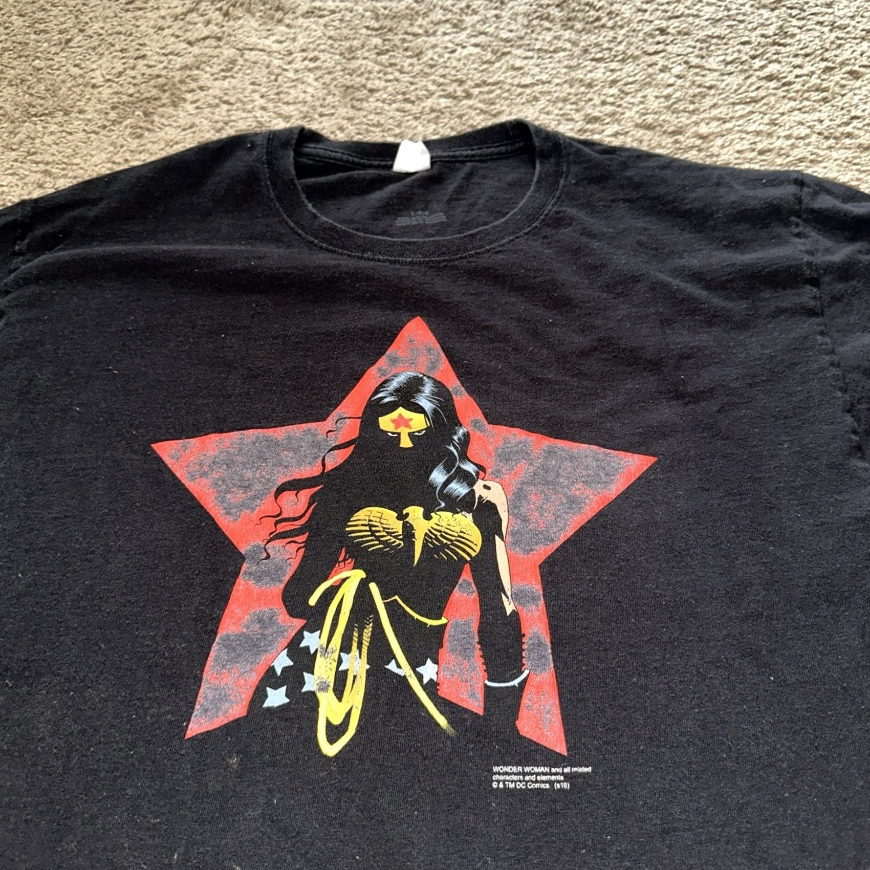 Hanes VINTAGE Wonder Woman Shirt Mens Large DC Comics Graphic Print Black Hanes Crew Neck Short Sleeve Cotton Knit Size US L / EU 52-54 / 3 - 3 Thumbnail