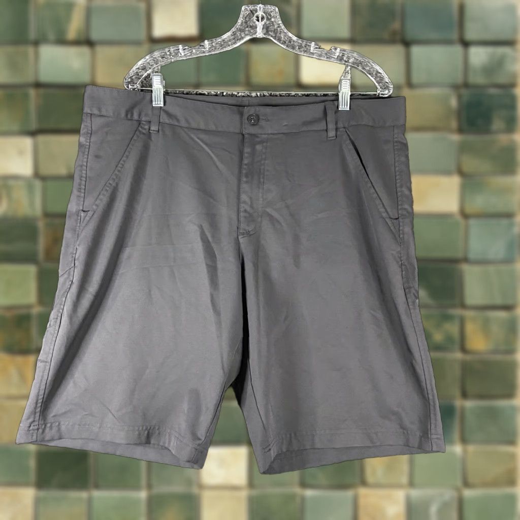 Fila FILA Sport Golf Gray Shorts Men 38 Chino Sports Mens Gray 38 Size US 38 / EU 54 - 1 Thumbnail
