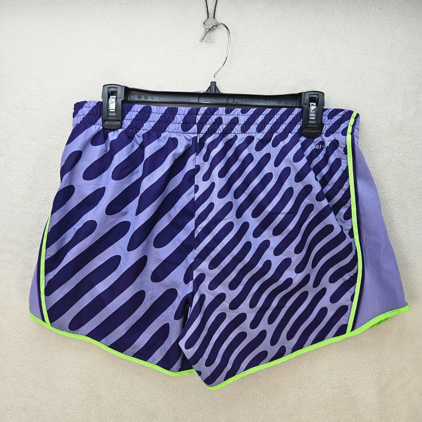 Nike NIKE WOMEN'S LARGE DRI-FIT RUNNING SHORTS PURPLE STRIPES Size 32" / US 10 / IT 46 - 5 Thumbnail