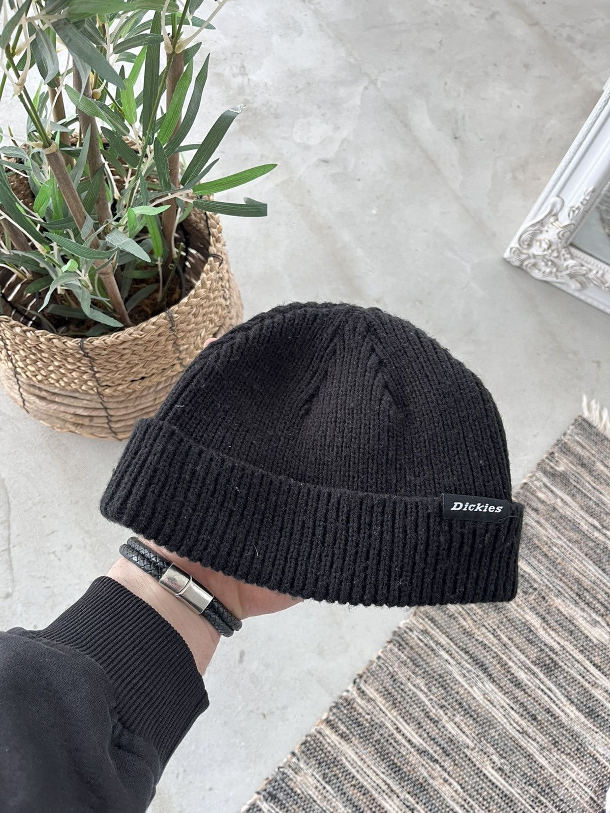Dickies Vintage Dickies Black Beanie Hat Small Logo sk8 Avantgarde Size ONE SIZE - 1 Thumbnail