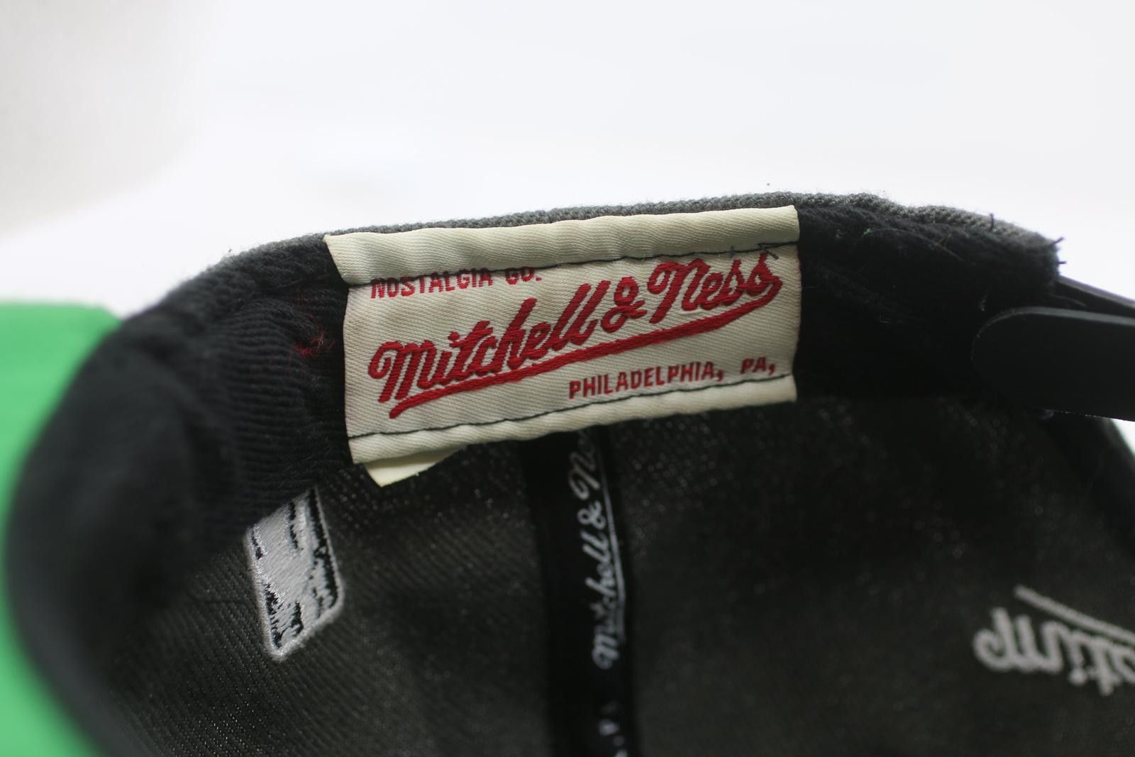 Point Zero Milwaukee Bucks Mitchell & Ness Snapback Hat Hardwood NBA Size ONE SIZE - 8 Thumbnail