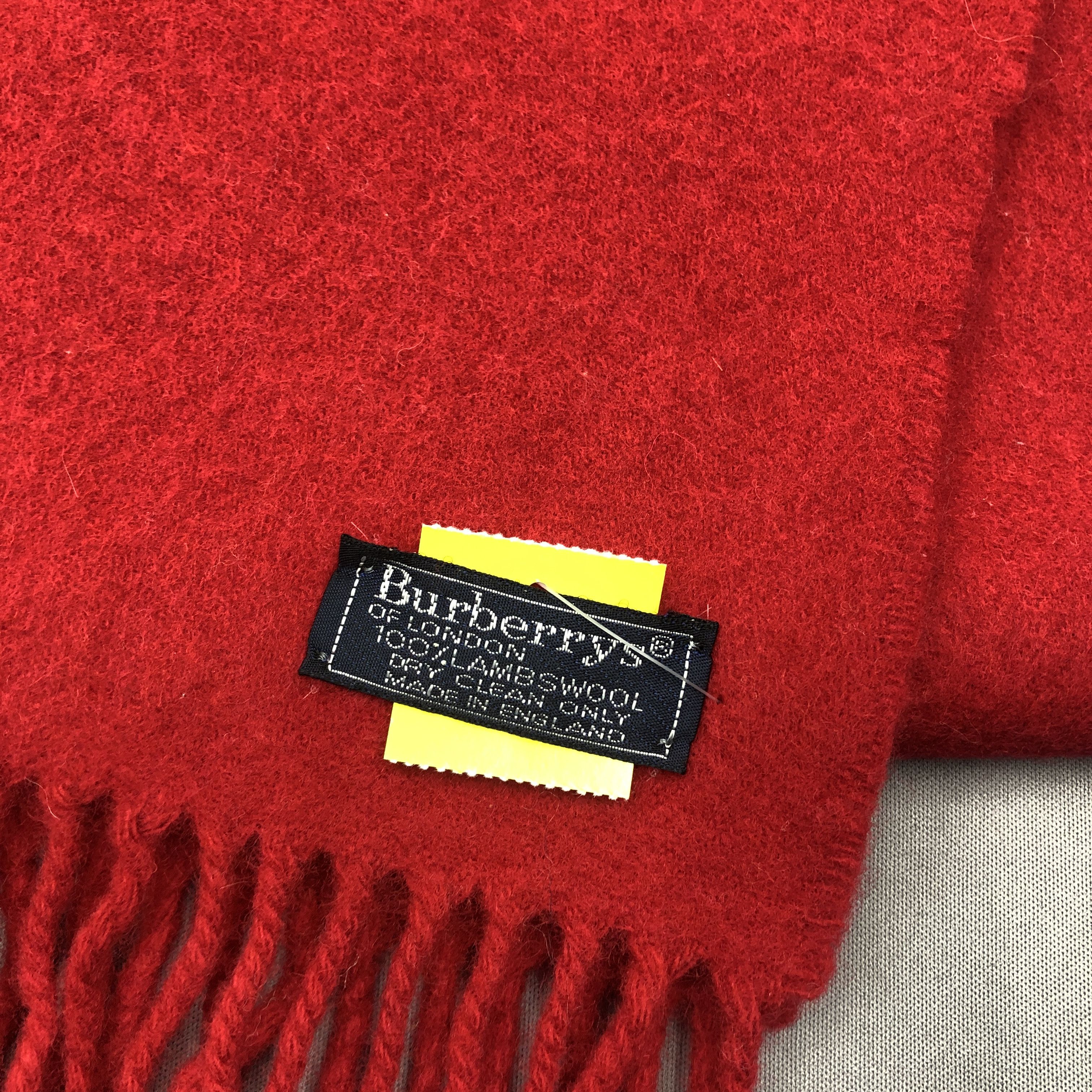Burberry Vintage Burberry Scarf Burberry's Bear Wool Fringe Scarves Size ONE SIZE - 6 Thumbnail