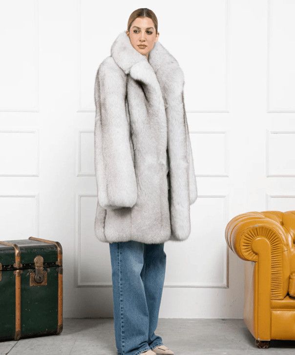 Other Women's Natural Blue Fox Fur Coat Size L / US 10 / IT 46 - 2 Thumbnail