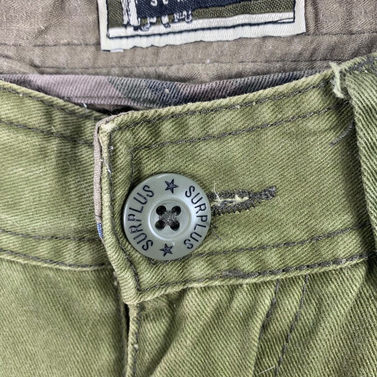 Japanese Brand SURPLUS SEMINARY Army colour cargo pants Size US 31 - 5 Thumbnail