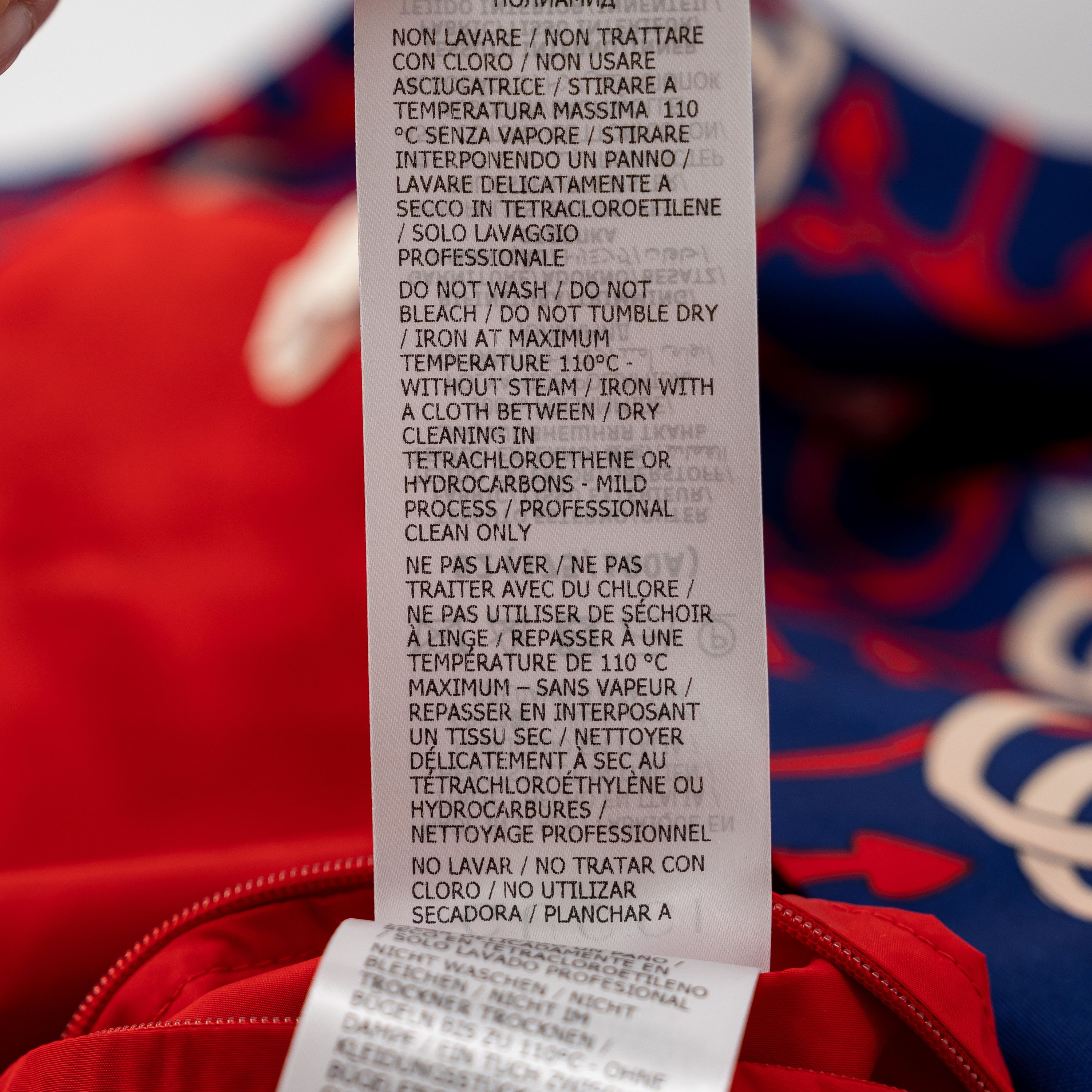 Gucci 52 XL - Gucci Double G Anchor Print Jacket Hooded Red Blue Size US L / EU 52-54 / 3 - 9 Thumbnail