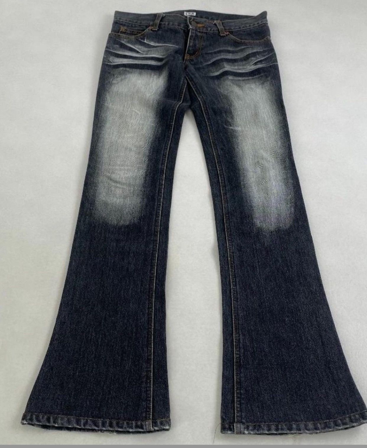 Le grande bleu navy bootcut denim