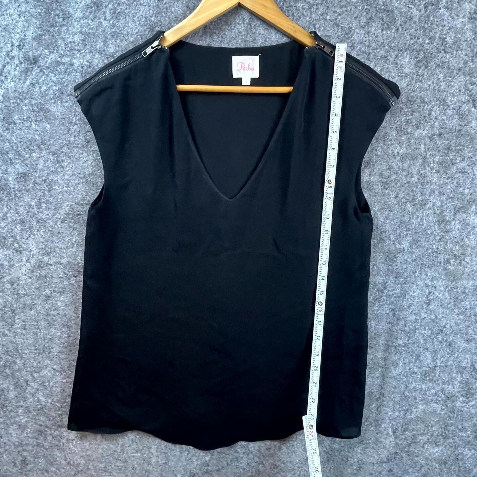 Parker Parker Top Women Small Black 100% Silk Base Layer Minimalist Size S / US 4 / IT 40 - 5 Thumbnail
