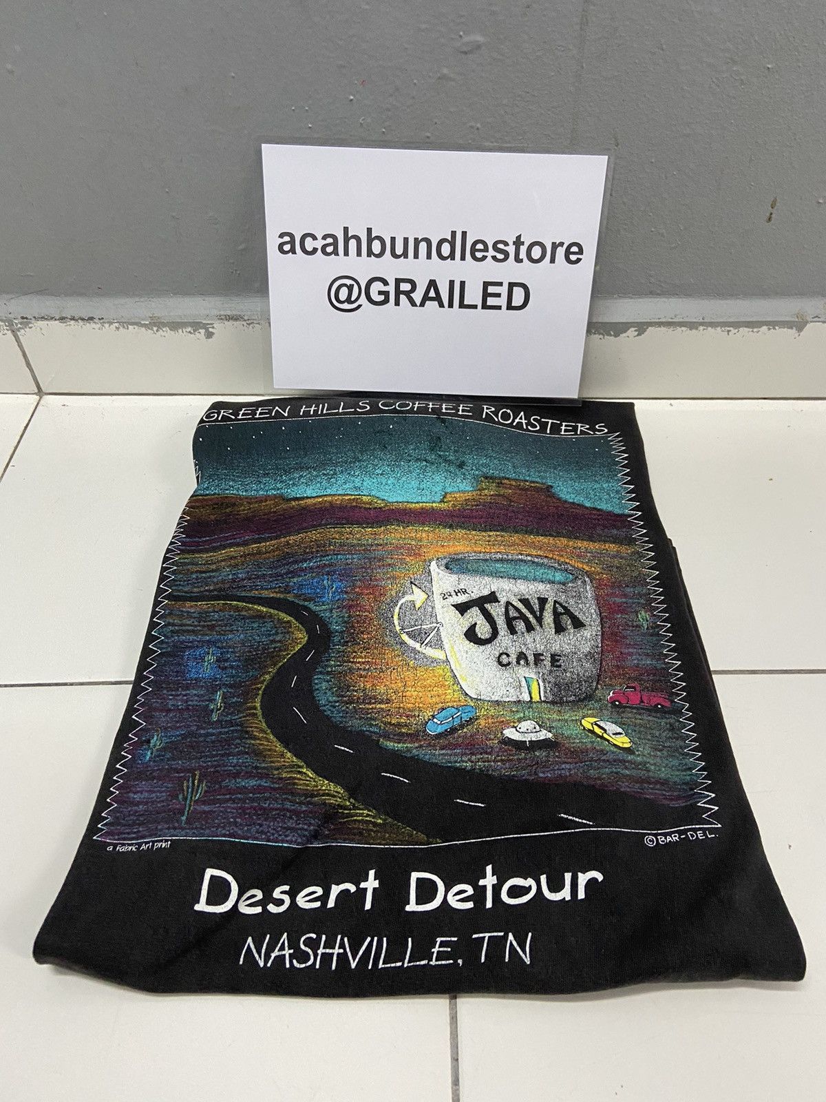 Vintage VINTAGE FABRIC ART PRINT JAVA COFE ALIEN DESERT TEE SHIRT Size US XL / EU 56 / 4 - 17 Thumbnail